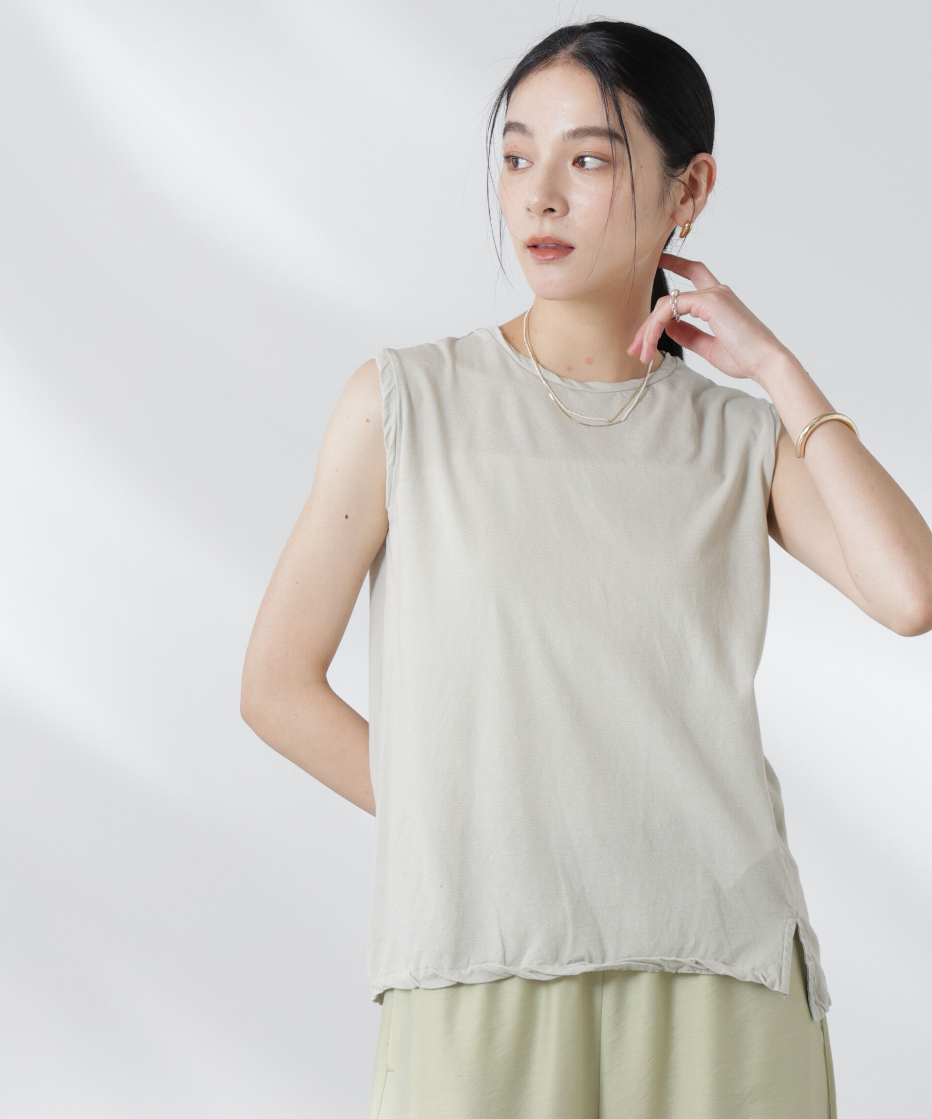 nano･universe「GREYCHORD/SOFIE スリーブレスTシャツ」|Tシャツ・カットソー|