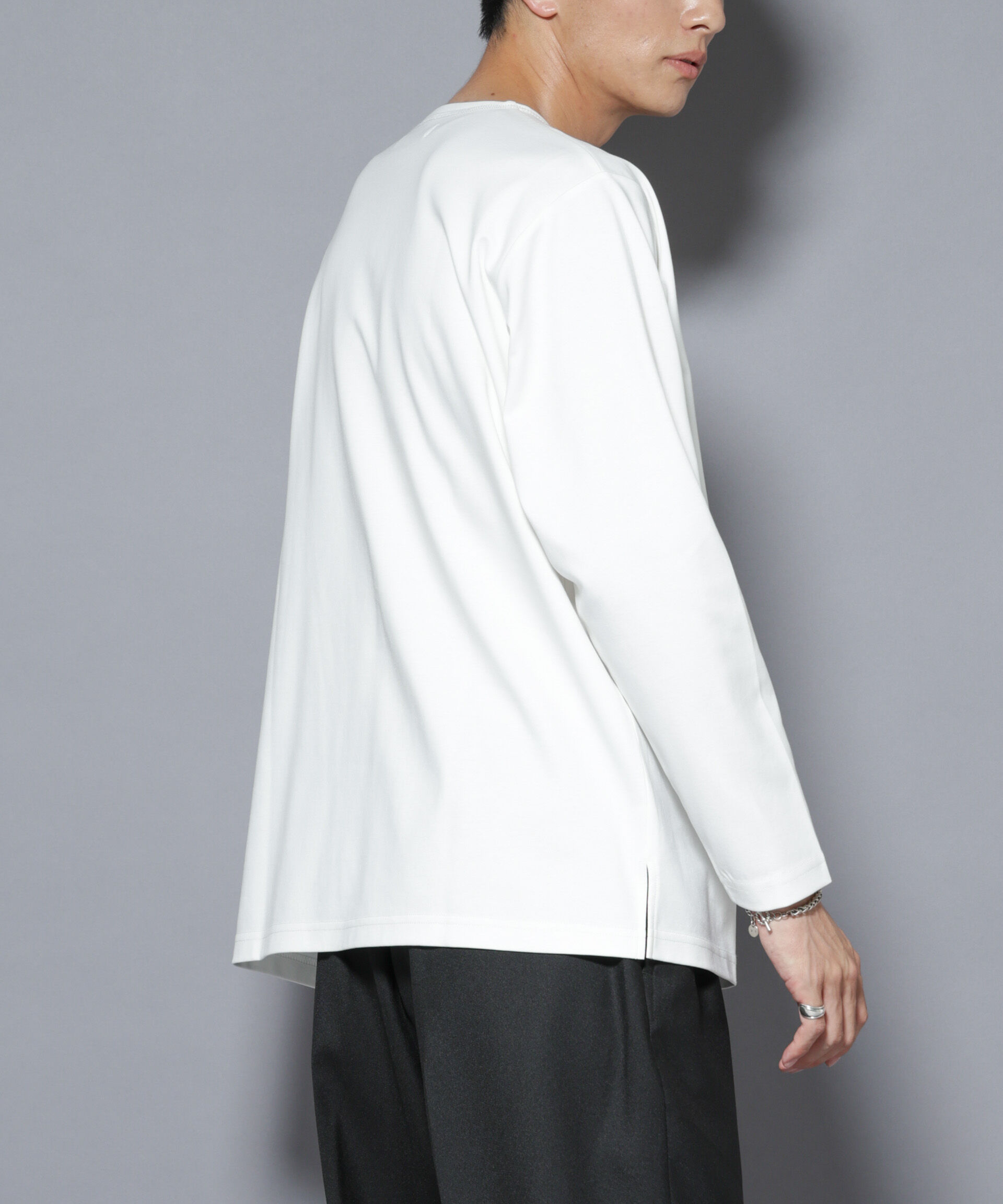 nano･universe「｢NJ/CLUB｣モクロディ ボートネック サイドスリットTシャツ」|Tシャツ・カットソー|