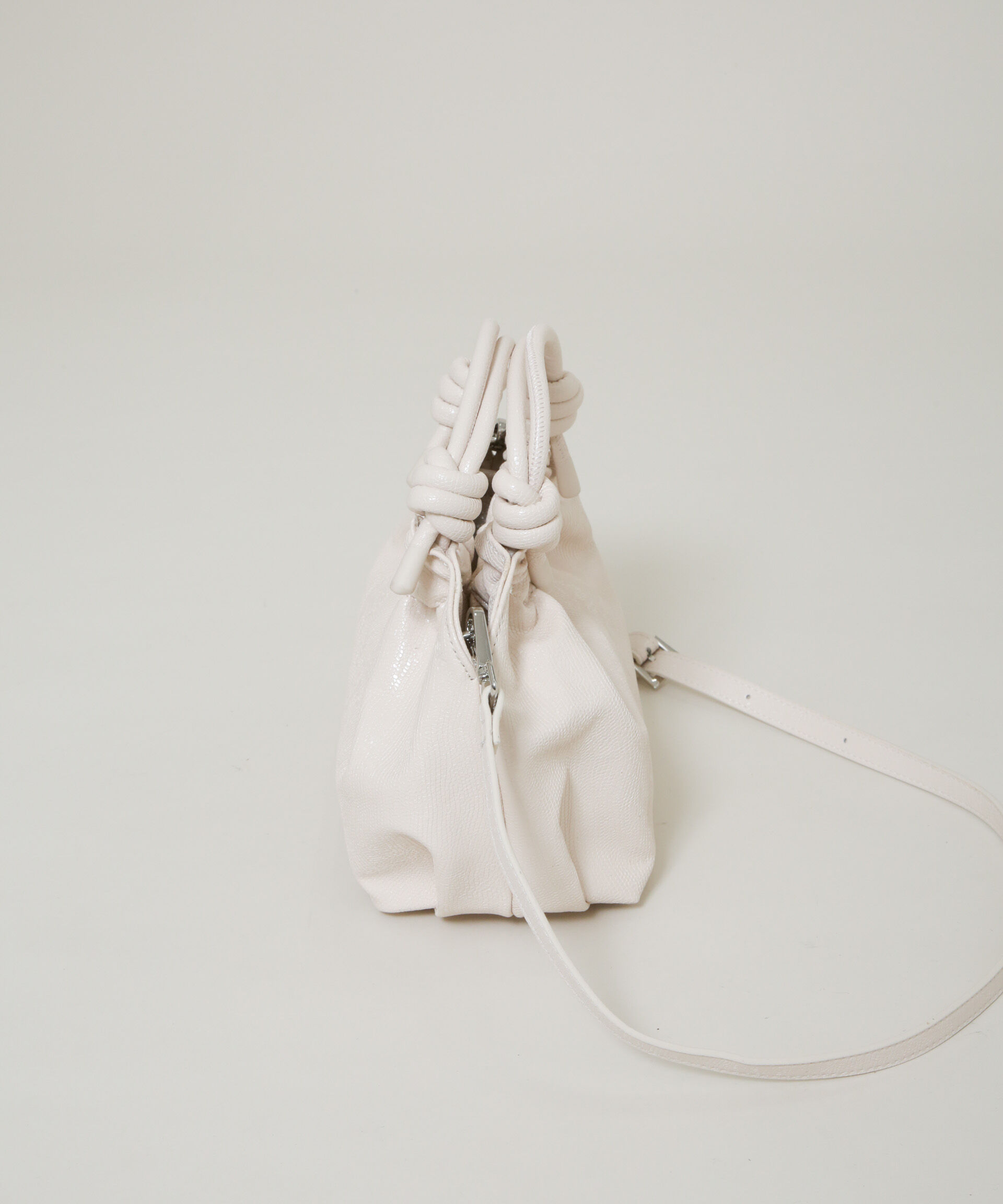 nano･universe「HVISK/Jolly」|ショルダー・メッセンジャー|