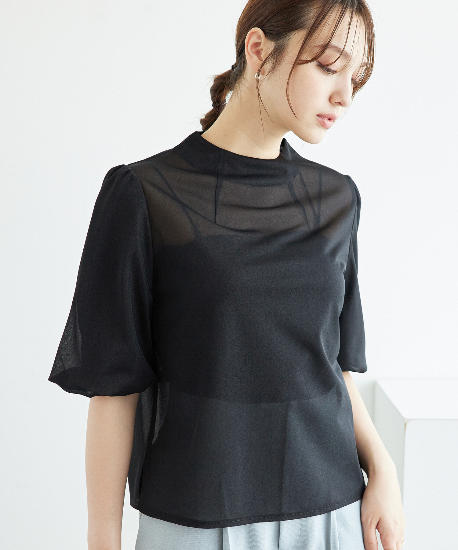 Rope&rsquo;Picnic「袖ボリュームブライトシアーブラウス」|シャツ・ブラウス|ブラック(01)