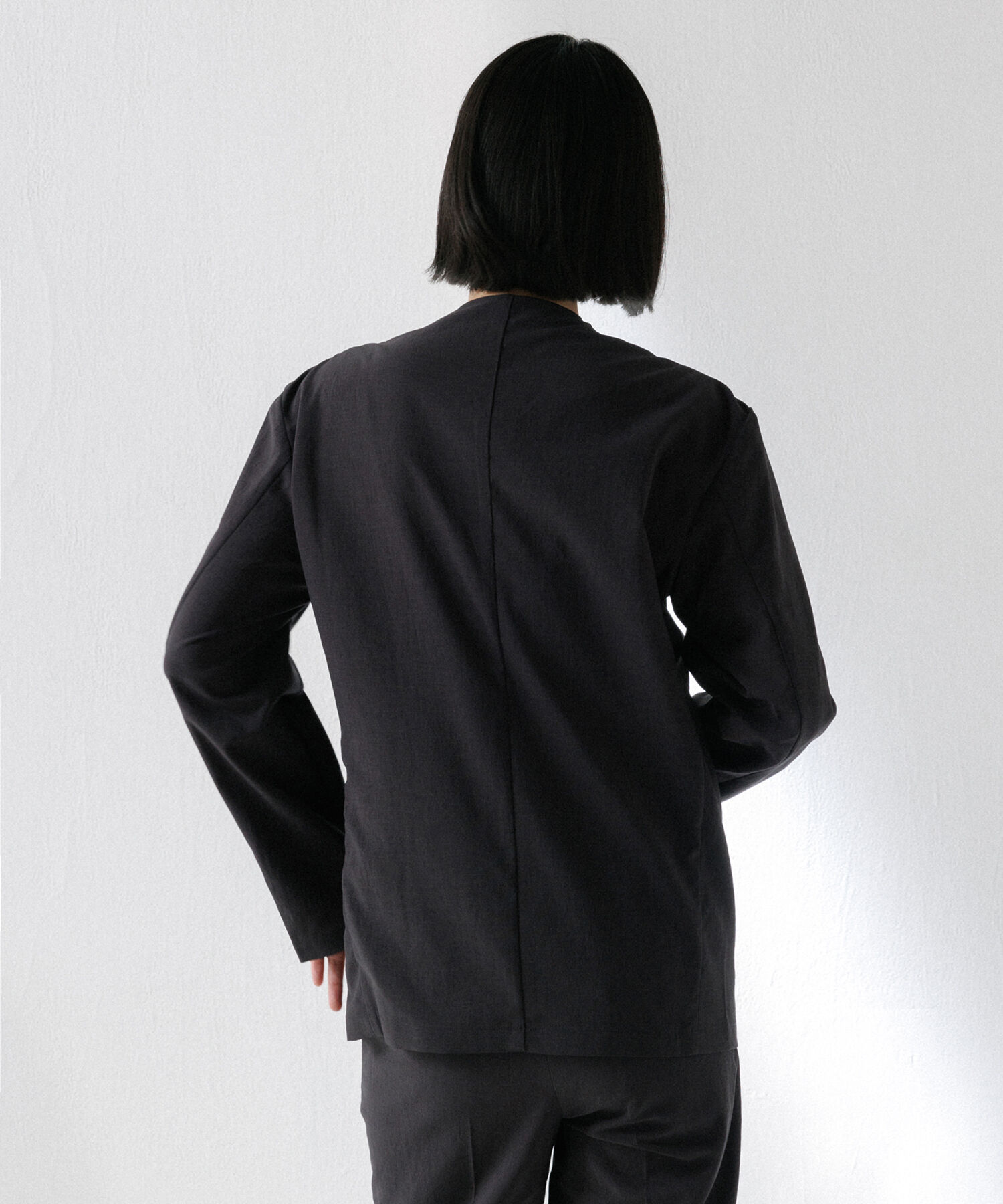 ADAM ET ROPE'「2点セット【RIRANCHA / リランチェ】セットアップ / ノーカラージャケット＆イージーパンツ / イージーケア」|スーツ|