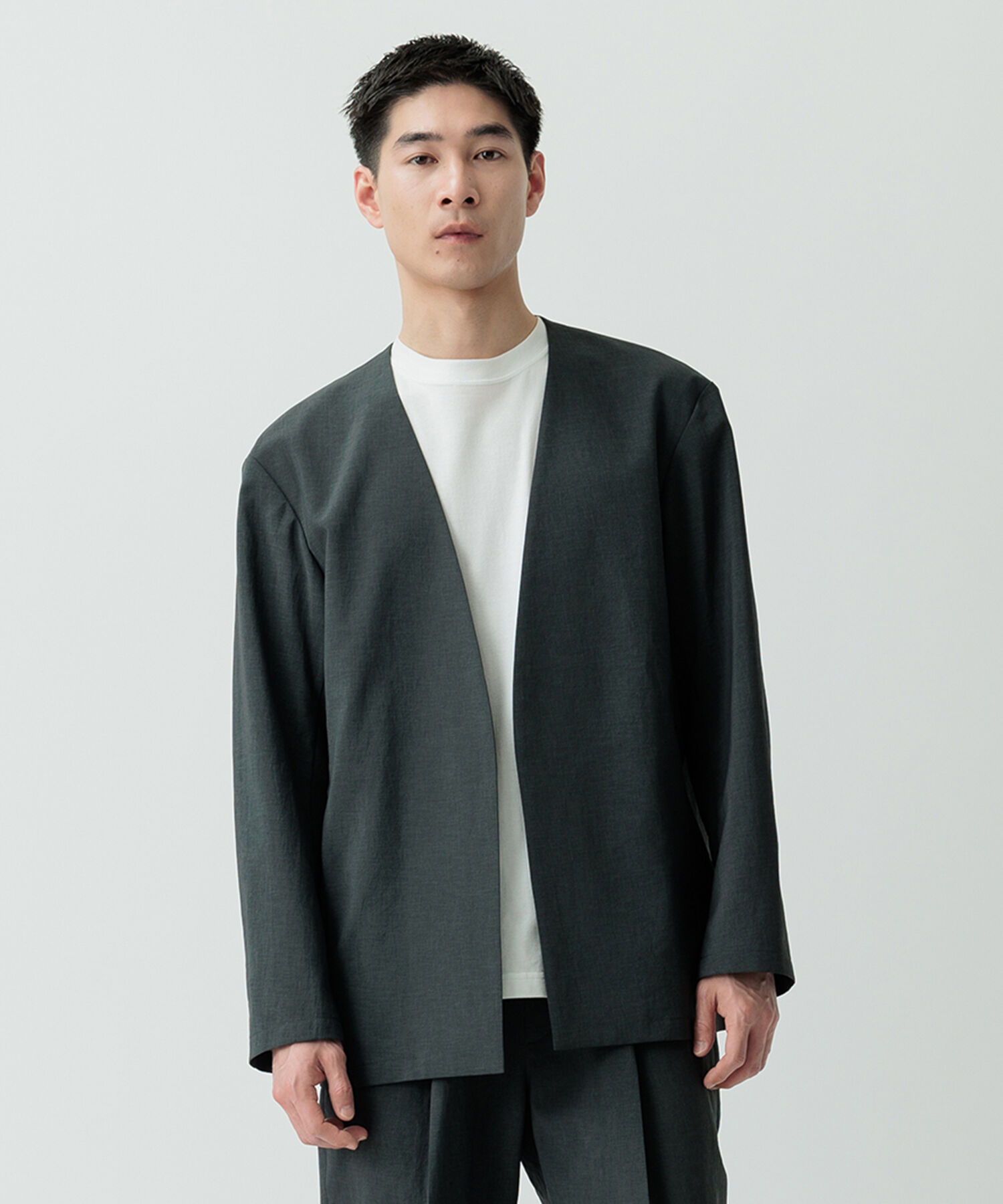 ADAM ET ROPE'「2点セット【RIRANCHA / リランチェ】セットアップ / ノーカラージャケット＆イージーパンツ / イージーケア」|スーツ|