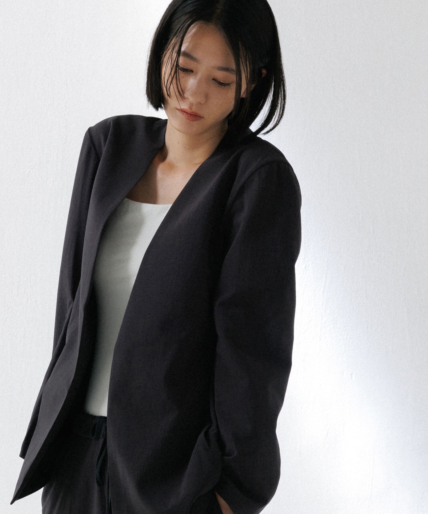 ADAM ET ROPE'「2点セット【RIRANCHA / リランチェ】セットアップ / ノーカラージャケット＆イージーパンツ / イージーケア」|スーツ|