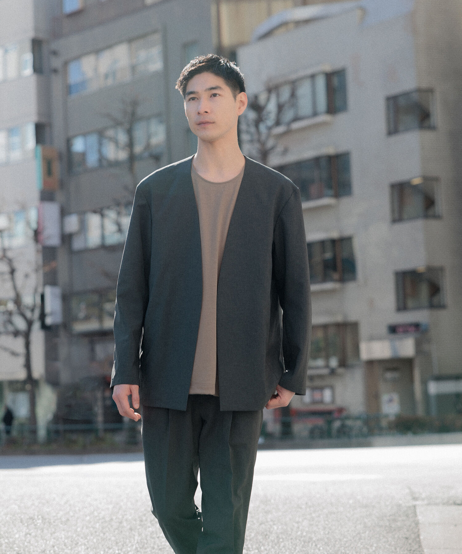 ADAM ET ROPE'「2点セット【RIRANCHA / リランチェ】セットアップ / ノーカラージャケット＆イージーパンツ / イージーケア」|スーツ|