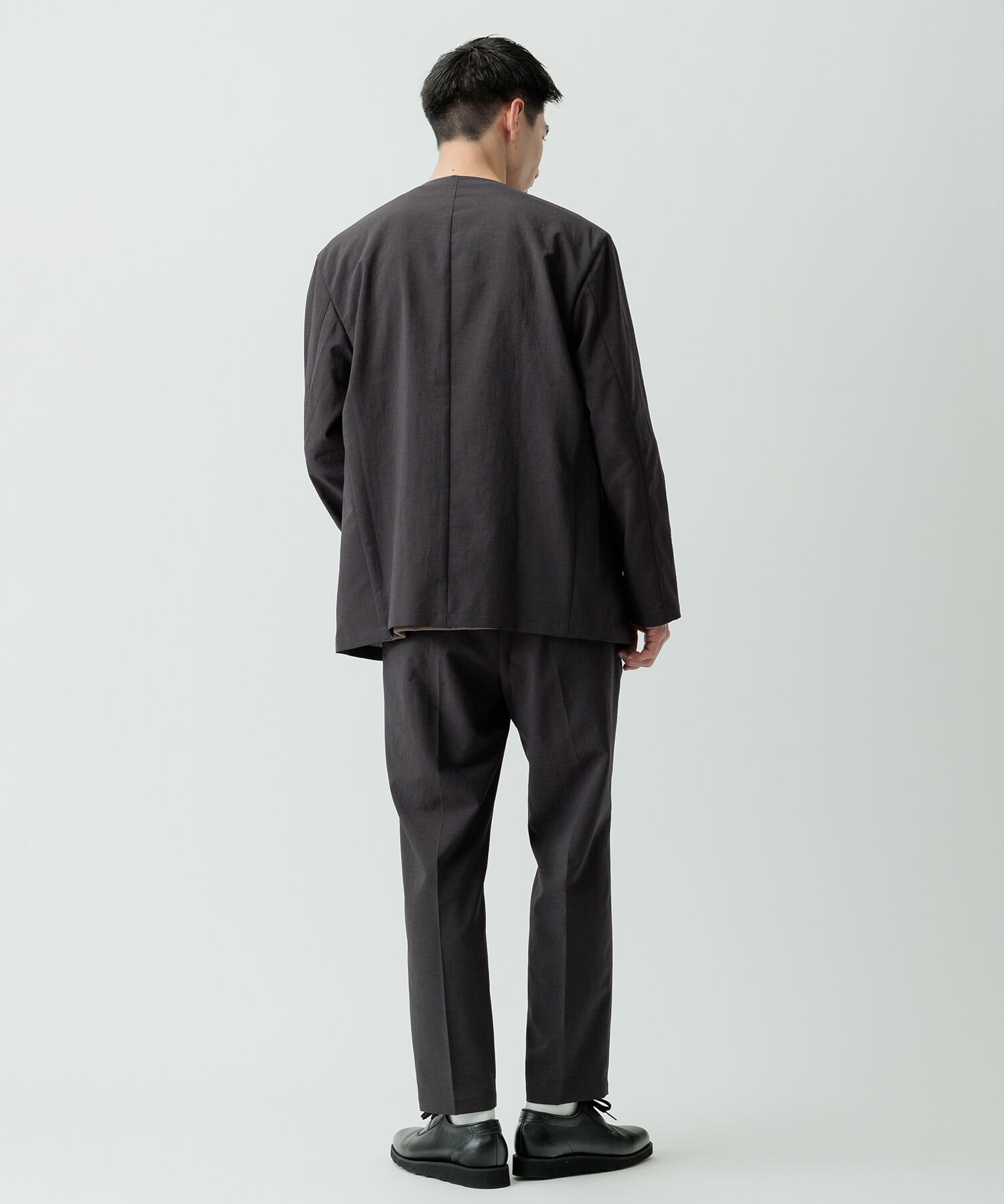 ADAM ET ROPE'「2点セット【RIRANCHA / リランチェ】セットアップ / ノーカラージャケット＆イージーパンツ / イージーケア」|スーツ|