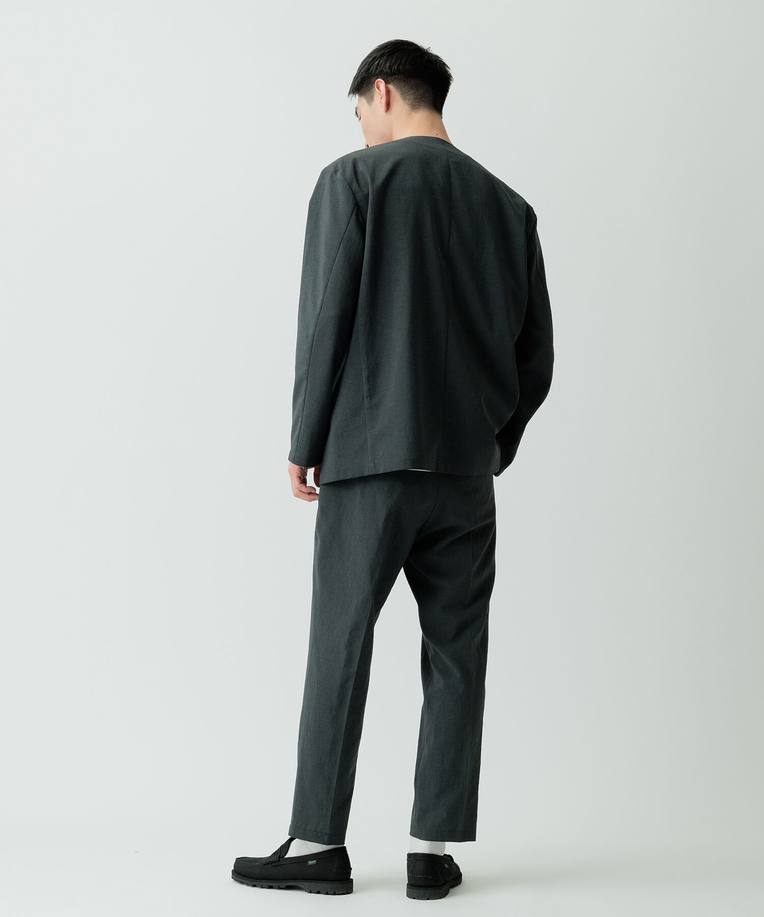 ADAM ET ROPE'「2点セット【RIRANCHA / リランチェ】セットアップ / ノーカラージャケット＆イージーパンツ / イージーケア」|スーツ|