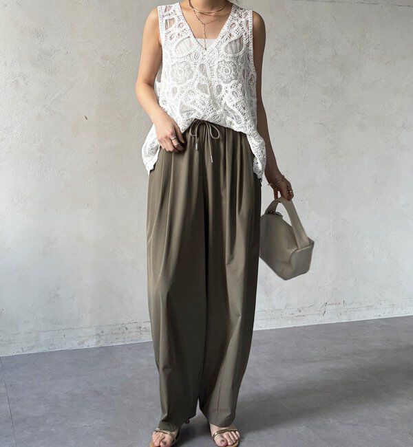  「【WEB限定】ライトストレッチクロスタックイージーパンツ」|チノ|