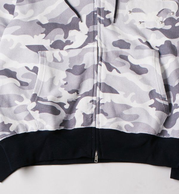  「【UNISEX】KOOKY'Nカモ柄ワッフルユリ紋章スタッズジップパーカー」|パーカー|