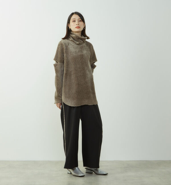 Soffitto「ふわふわトイプー起毛袖スリットプルオーバー」|Tシャツ・カットソー|