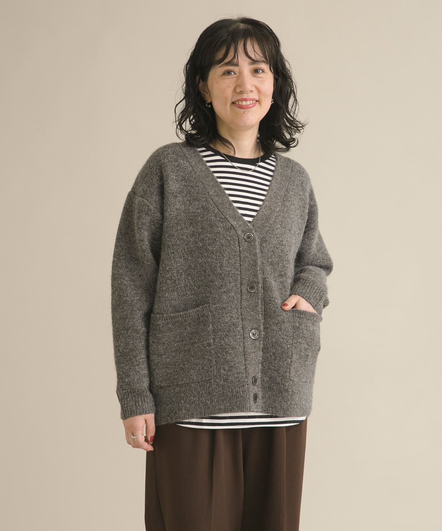 URBAN RESEARCH DOORS「『スタッフ企画』ダブルフェイスVネックカーディガン」|カーディガン|