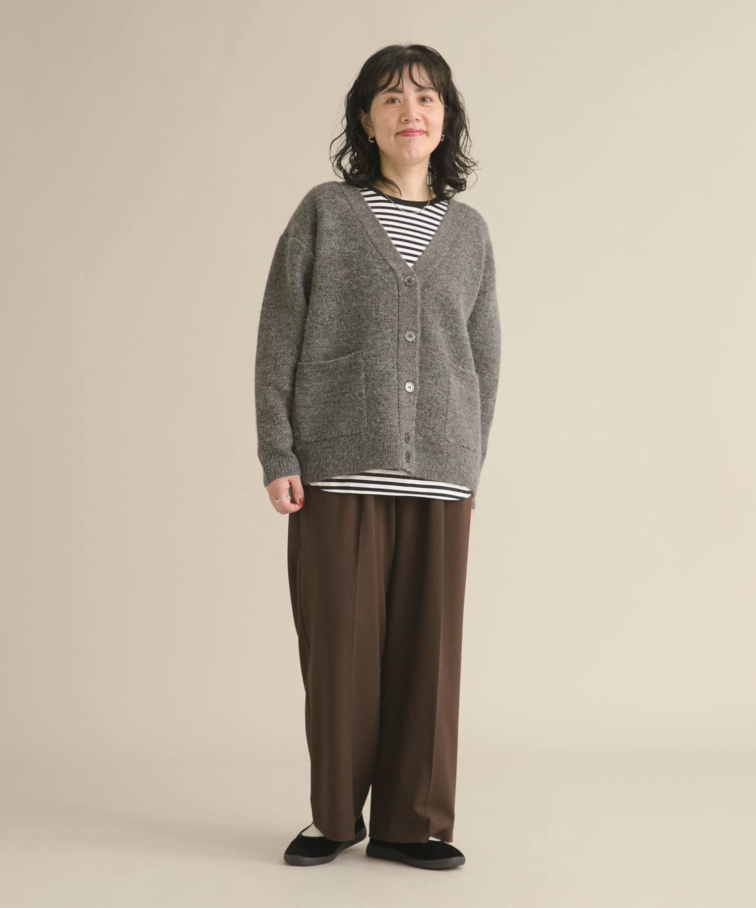 URBAN RESEARCH DOORS「『スタッフ企画』ダブルフェイスVネックカーディガン」|カーディガン|