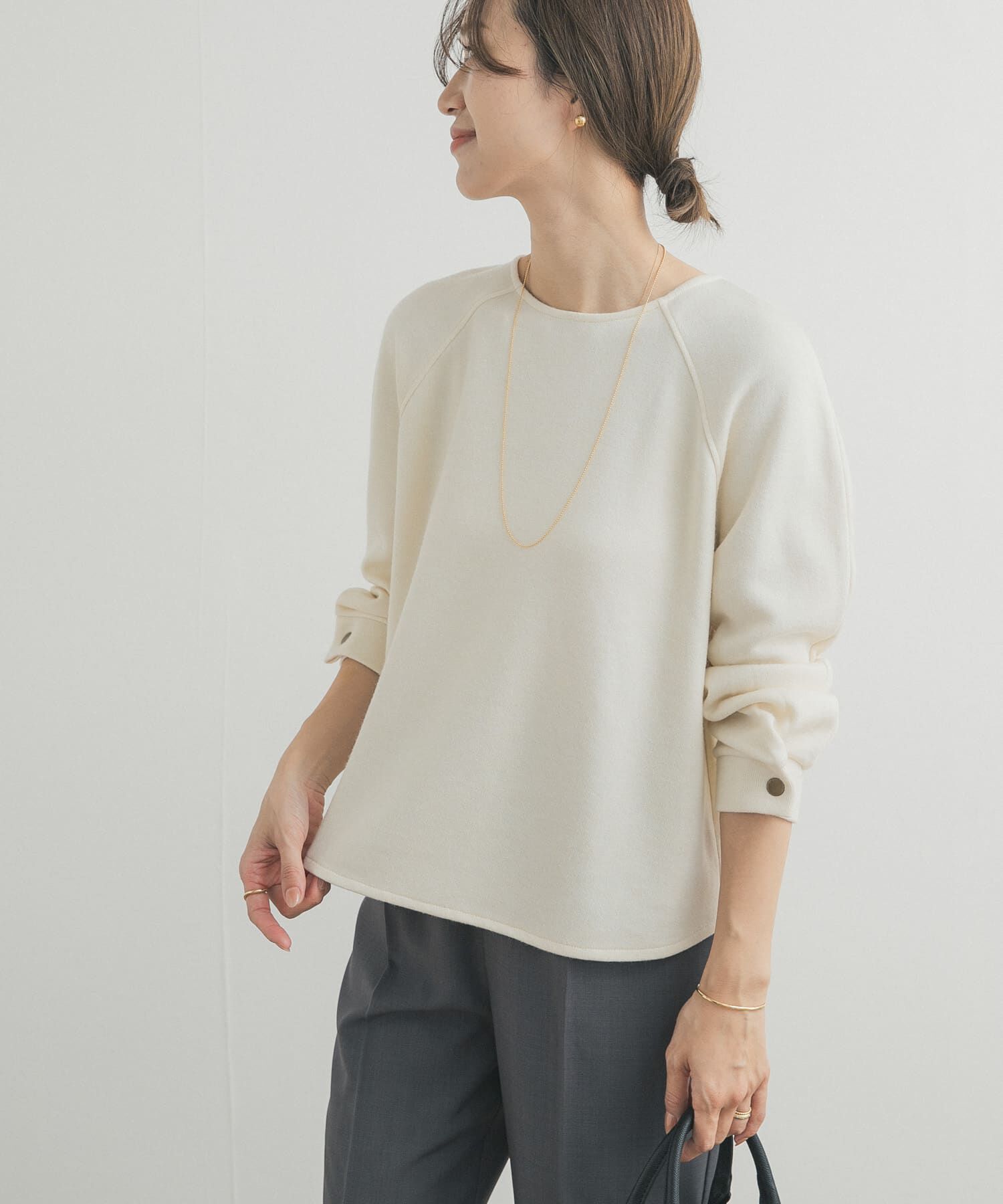 URBAN RESEARCH DOORS「カーブスリーブプルオーバー」|Tシャツ・カットソー|オフホワイト