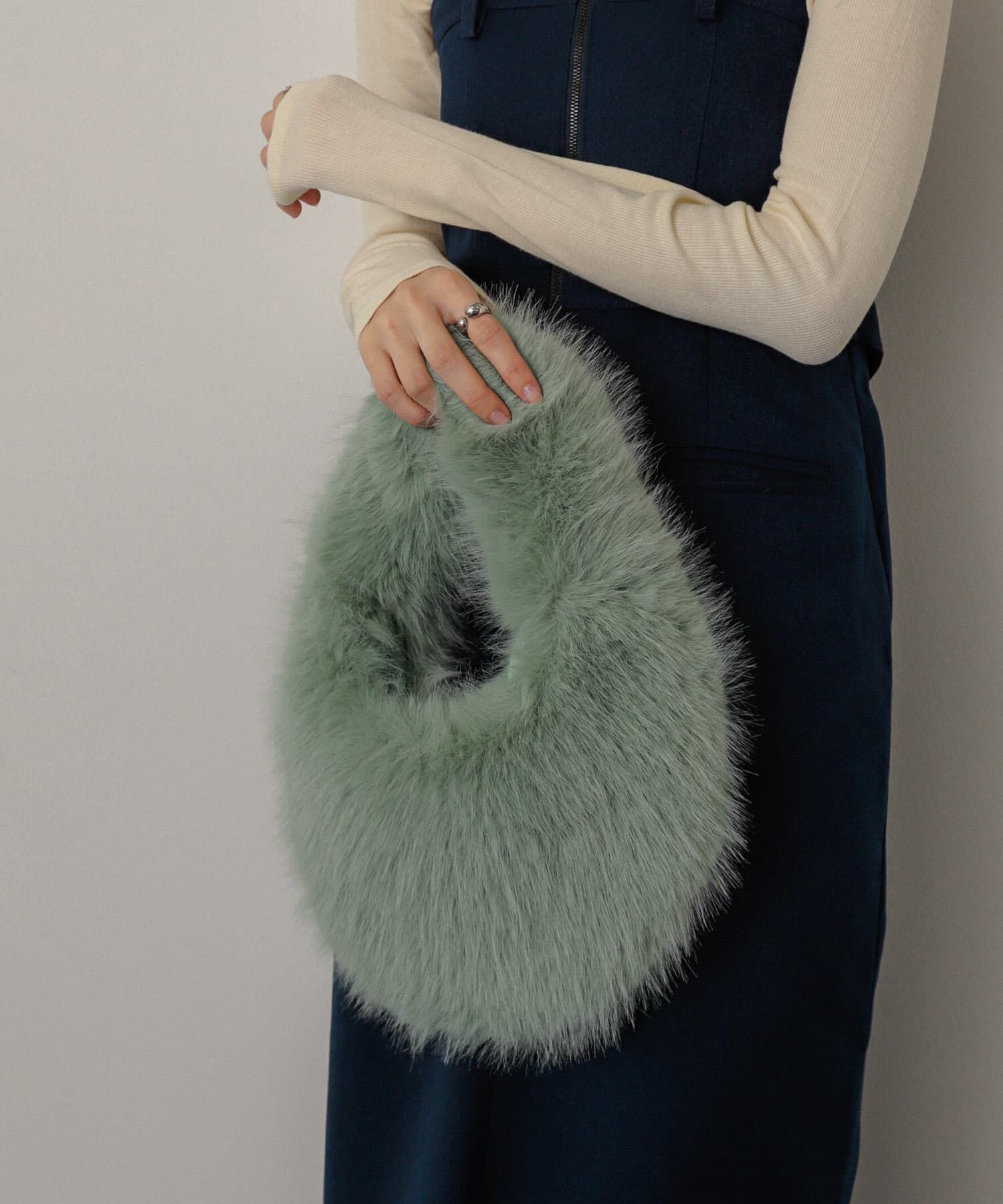 SENSE OF PLACE by URBAN RESEARCH「ファーラウンドバッグ」|ハンドバッグ|ミント