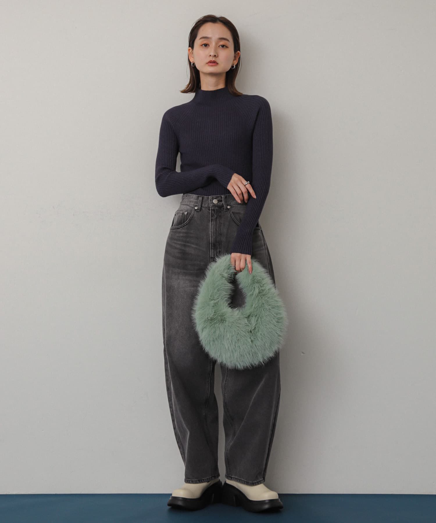 SENSE OF PLACE by URBAN RESEARCH「ファーラウンドバッグ」|ハンドバッグ|