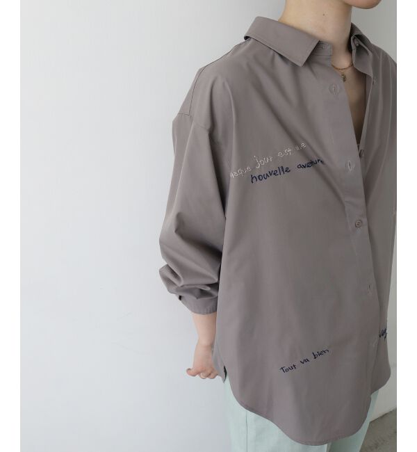  「《WEB限定アイテム》レタリング刺繍シャツ」|シャツ・ブラウス|