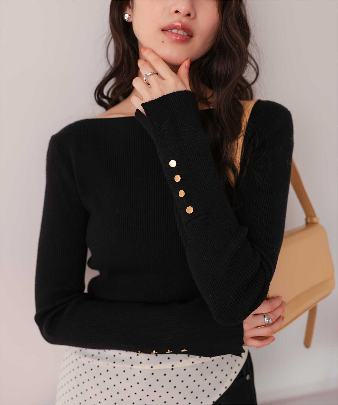 titivate「ボートネックゴールド釦デザインニット」|ニット・セーター|ブラック