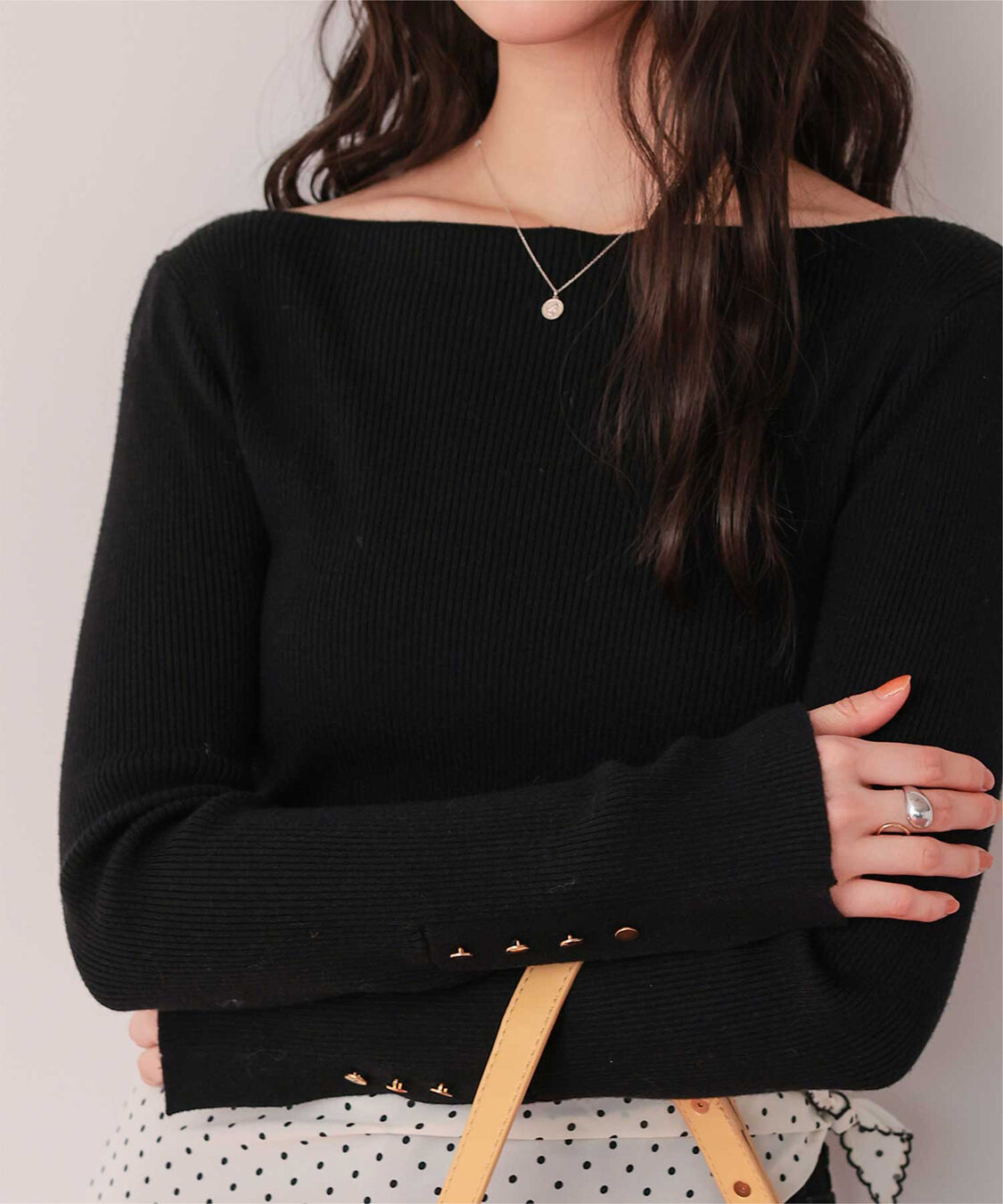 titivate「ボートネックゴールド釦デザインニット」|ニット・セーター|