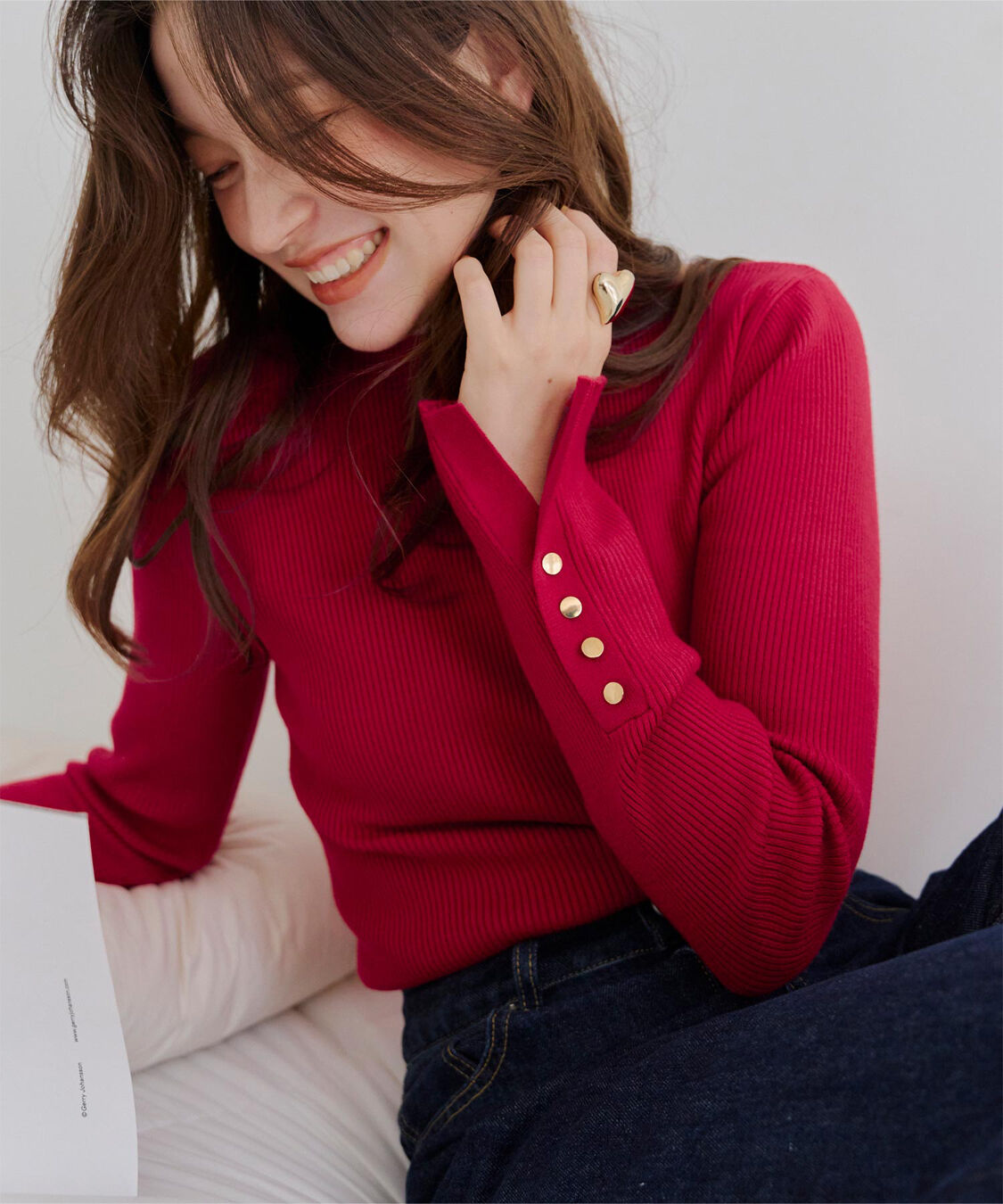 titivate「ボートネックゴールド釦デザインニット」|ニット・セーター|レッド