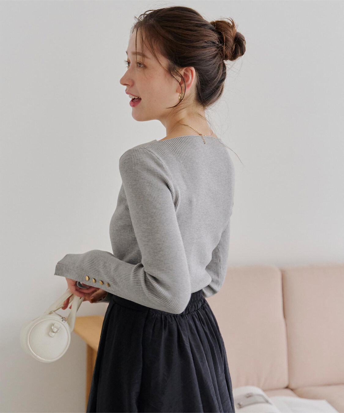 titivate「ボートネックゴールド釦デザインニット」|ニット・セーター|