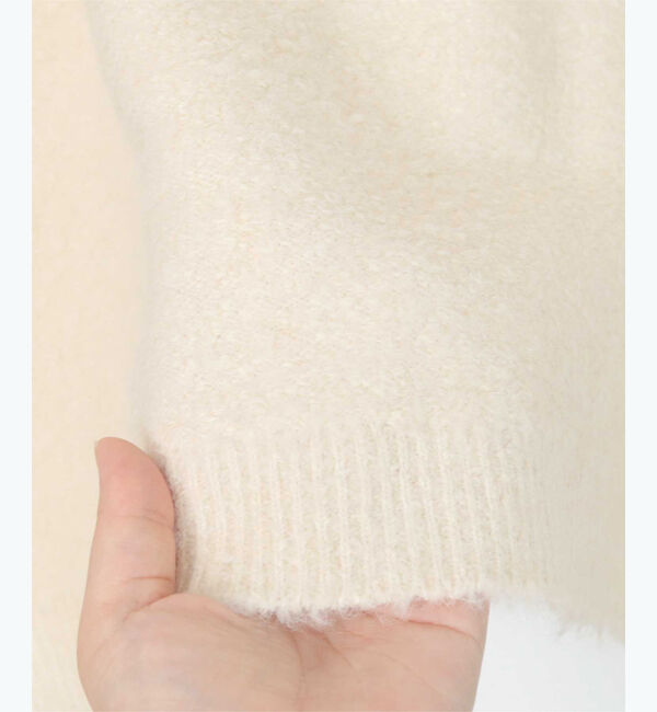 ur's「【星玲奈さんコラボアイテム】ウールブレンドクロップドクルーネックニット」|ニット・セーター|