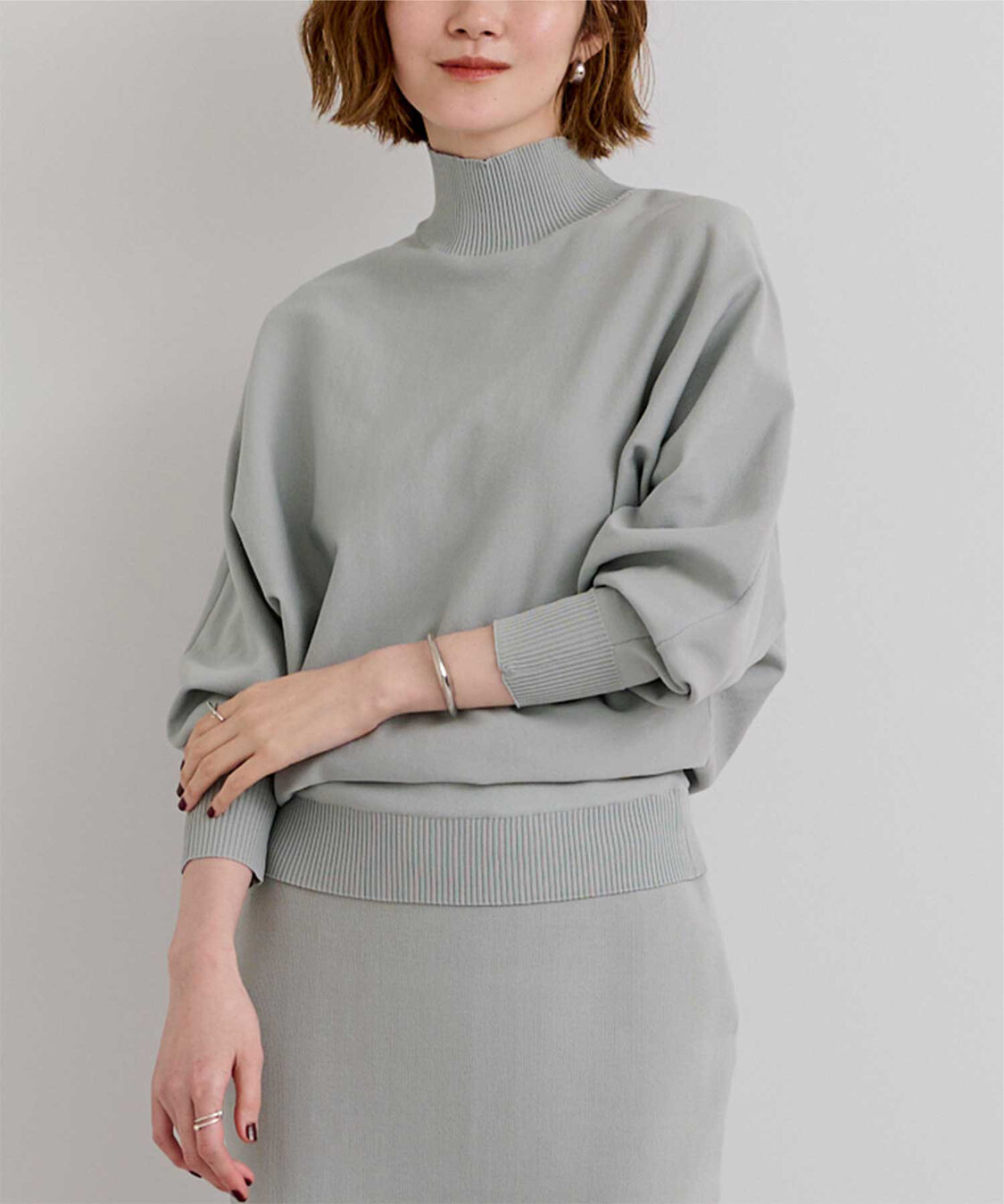 ur's「スポンディッシュハイネックドルマンスリーブニット」|ニット・セーター|ライトグレー