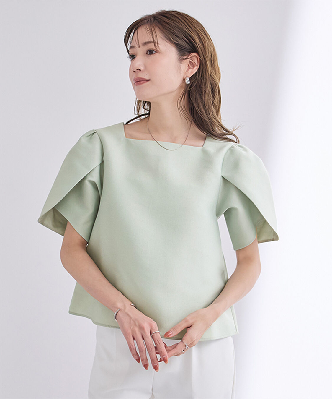 ur's「スクエアネックチューリップスリーブトップス」|Tシャツ・カットソー|