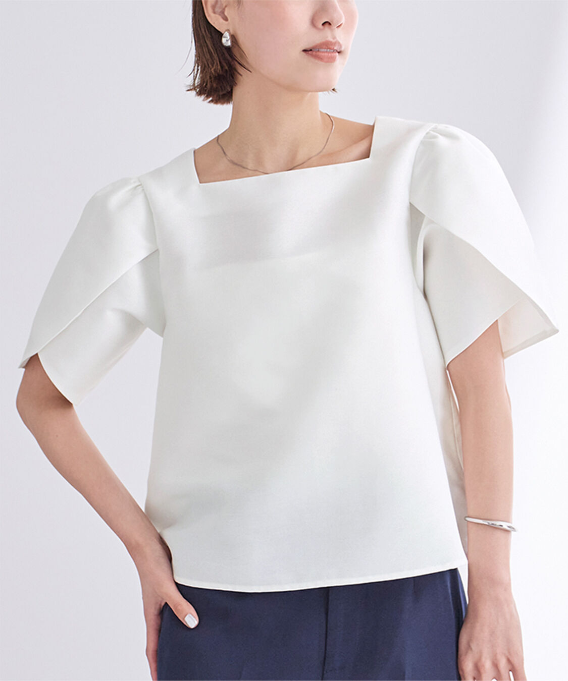 ur's「スクエアネックチューリップスリーブトップス」|Tシャツ・カットソー|