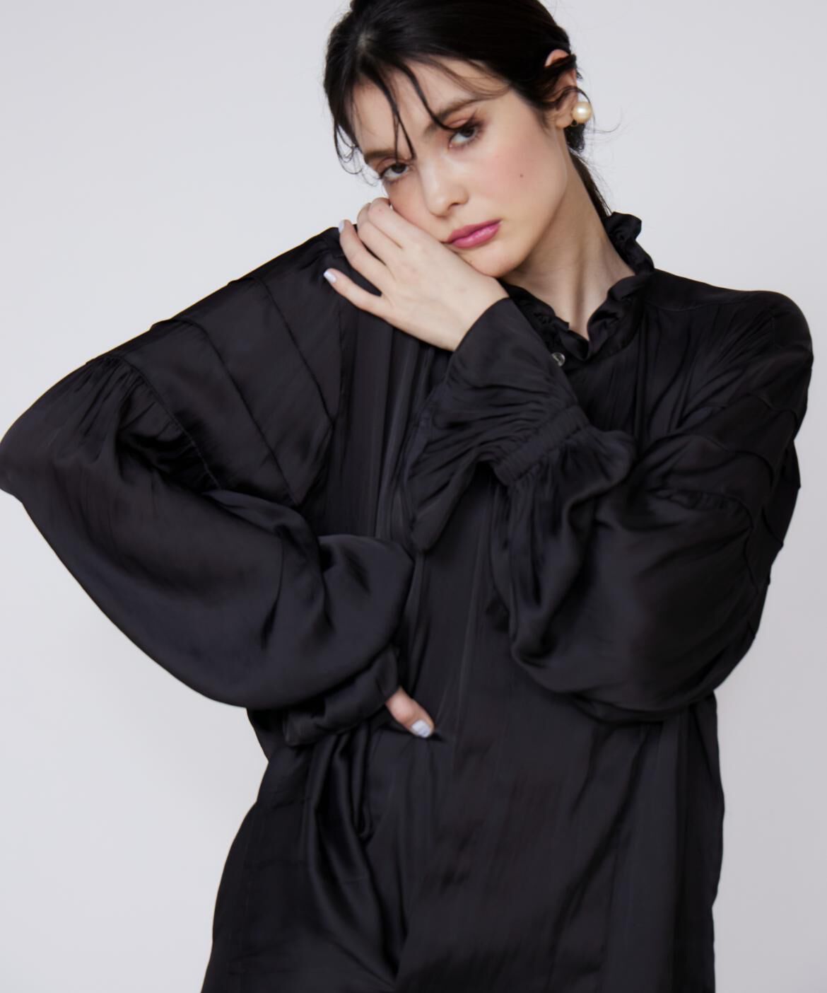 Maglie le cassetto「《M Maglie le cassetto》ユニセックスブラウス」|シャツ・ブラウス|ブラック