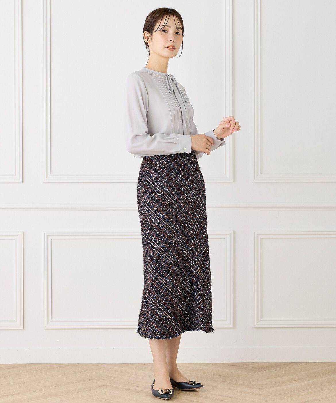 INED「《大きいサイズ》ピンタックボウタイブラウス」|シャツ・ブラウス|