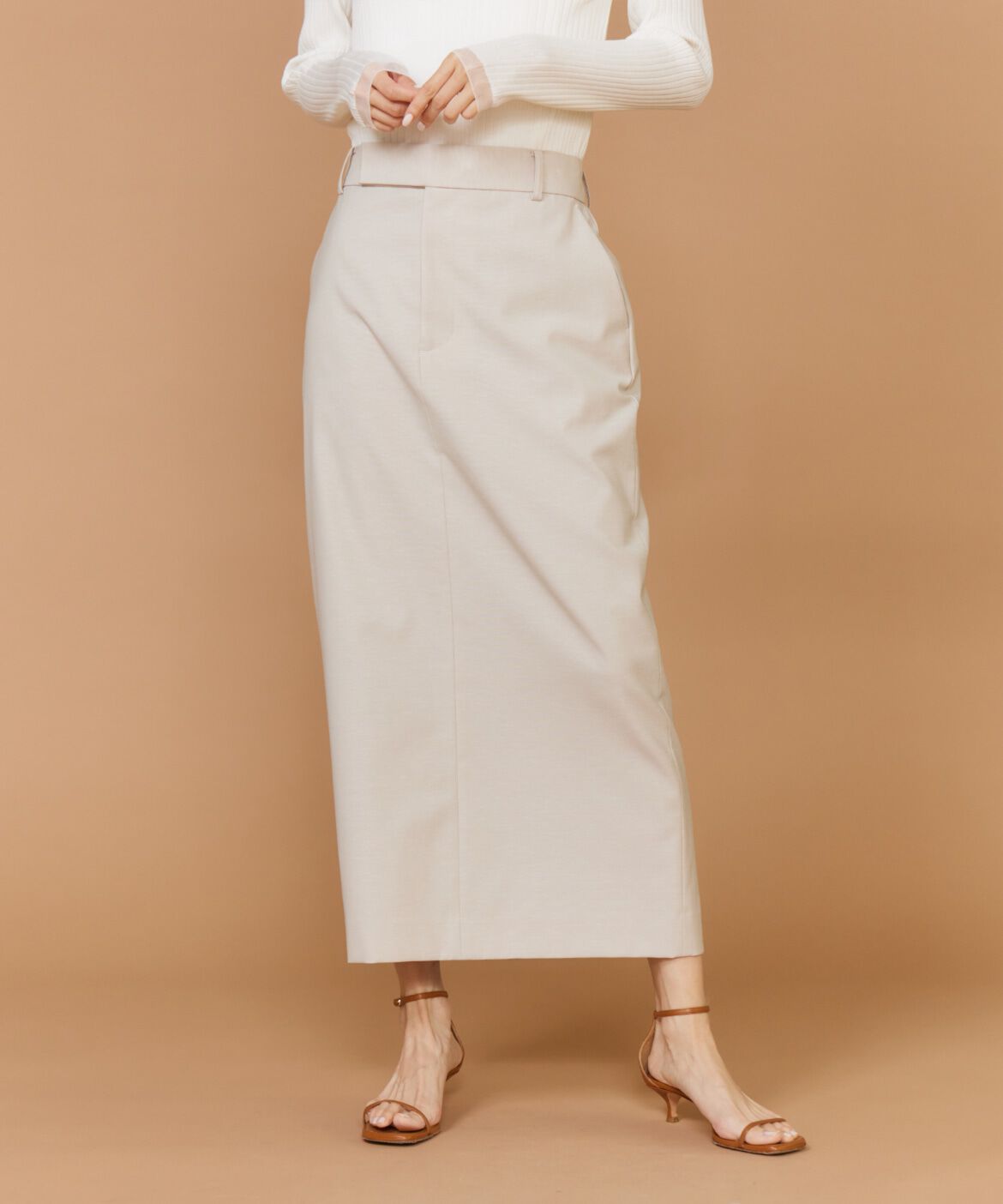 INED「タイトスカート」|タイト|