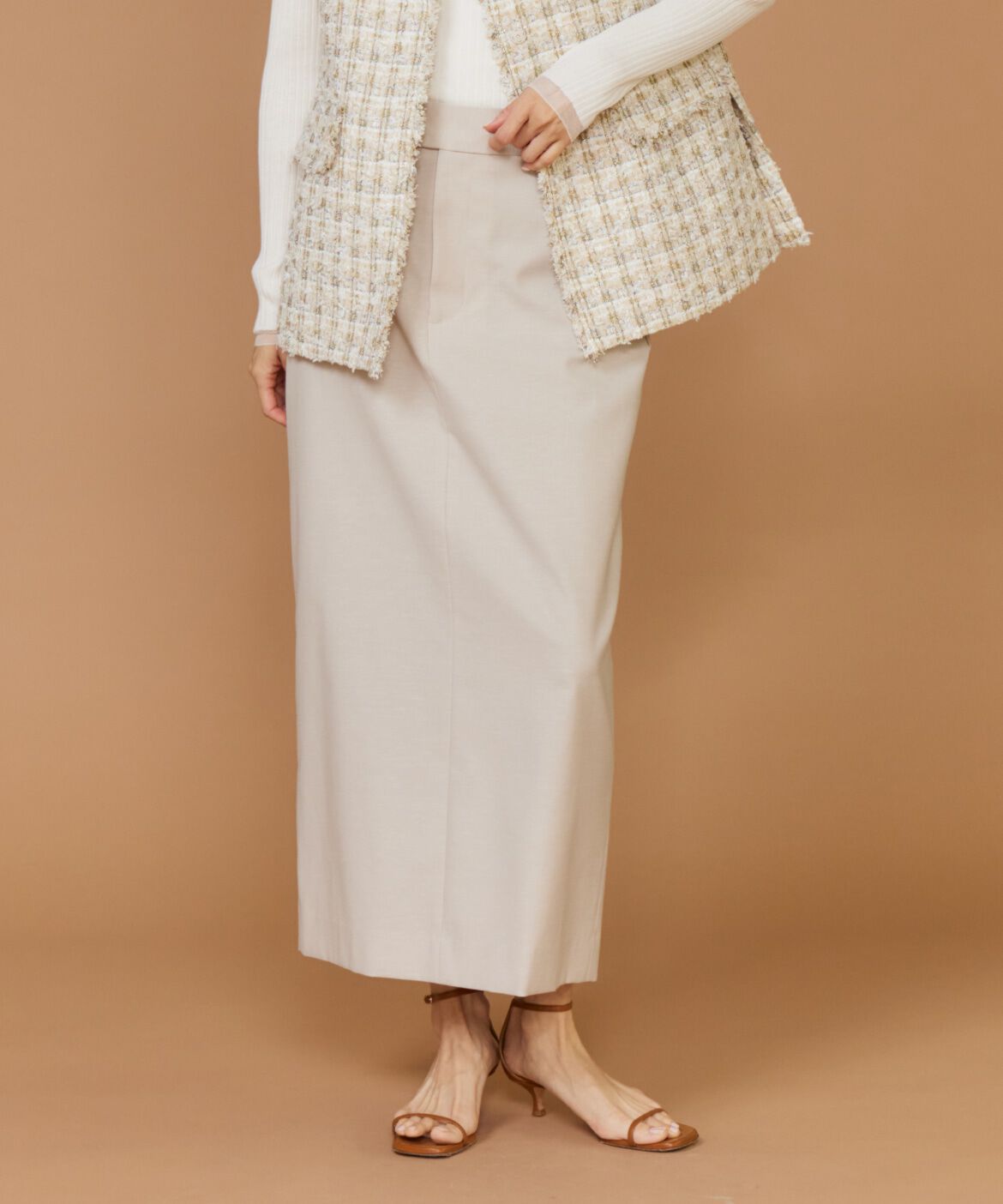 INED「タイトスカート」|タイト|