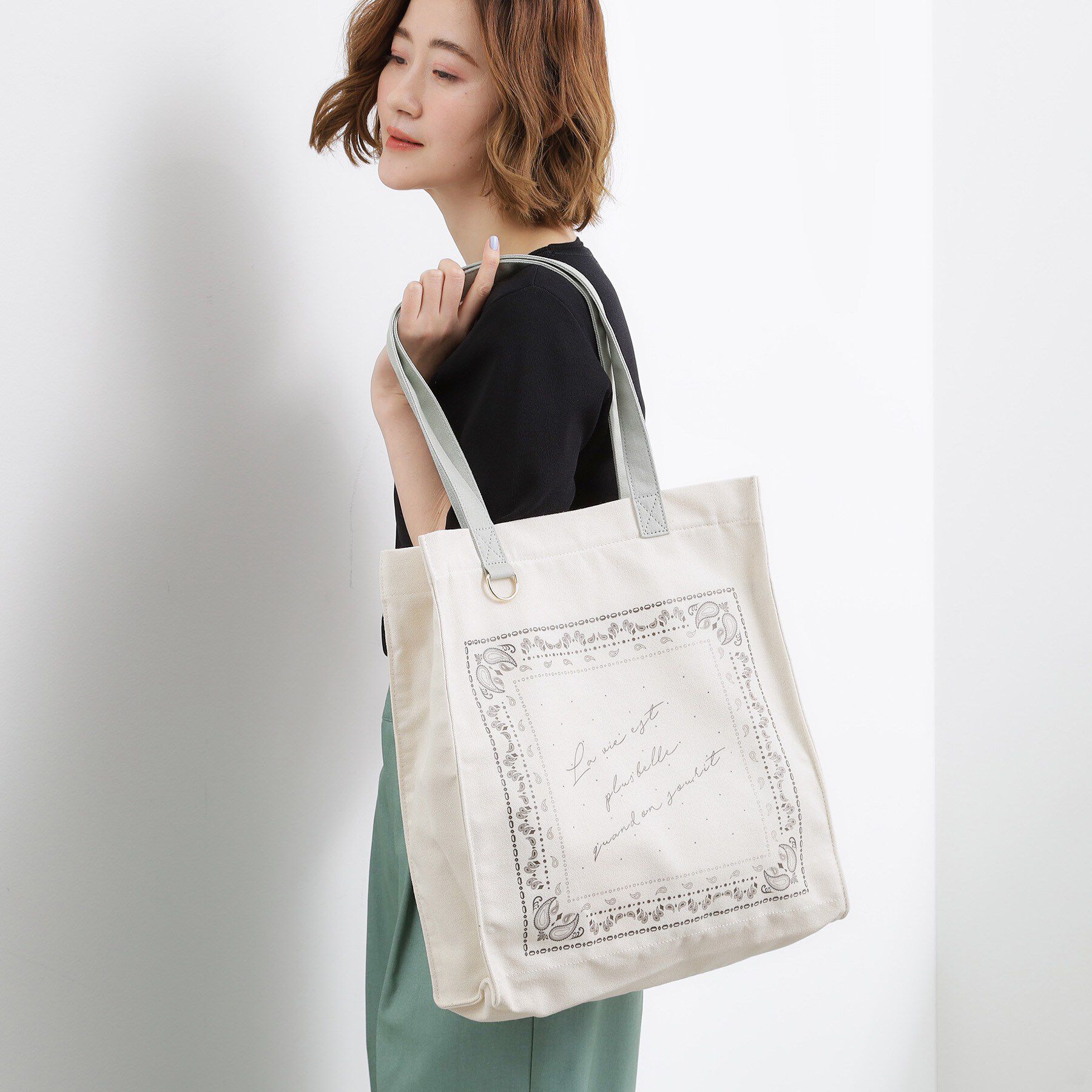 grove「【A4】多機能バンダナプリントトート」|トートバッグ|