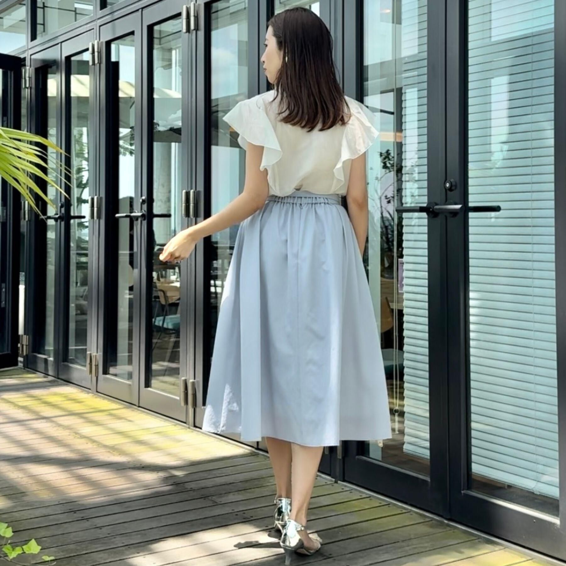 Couture broach「【洗える・オシャレな透け感】タックデザインフレア袖シアーブラウス」|シャツ・ブラウス|