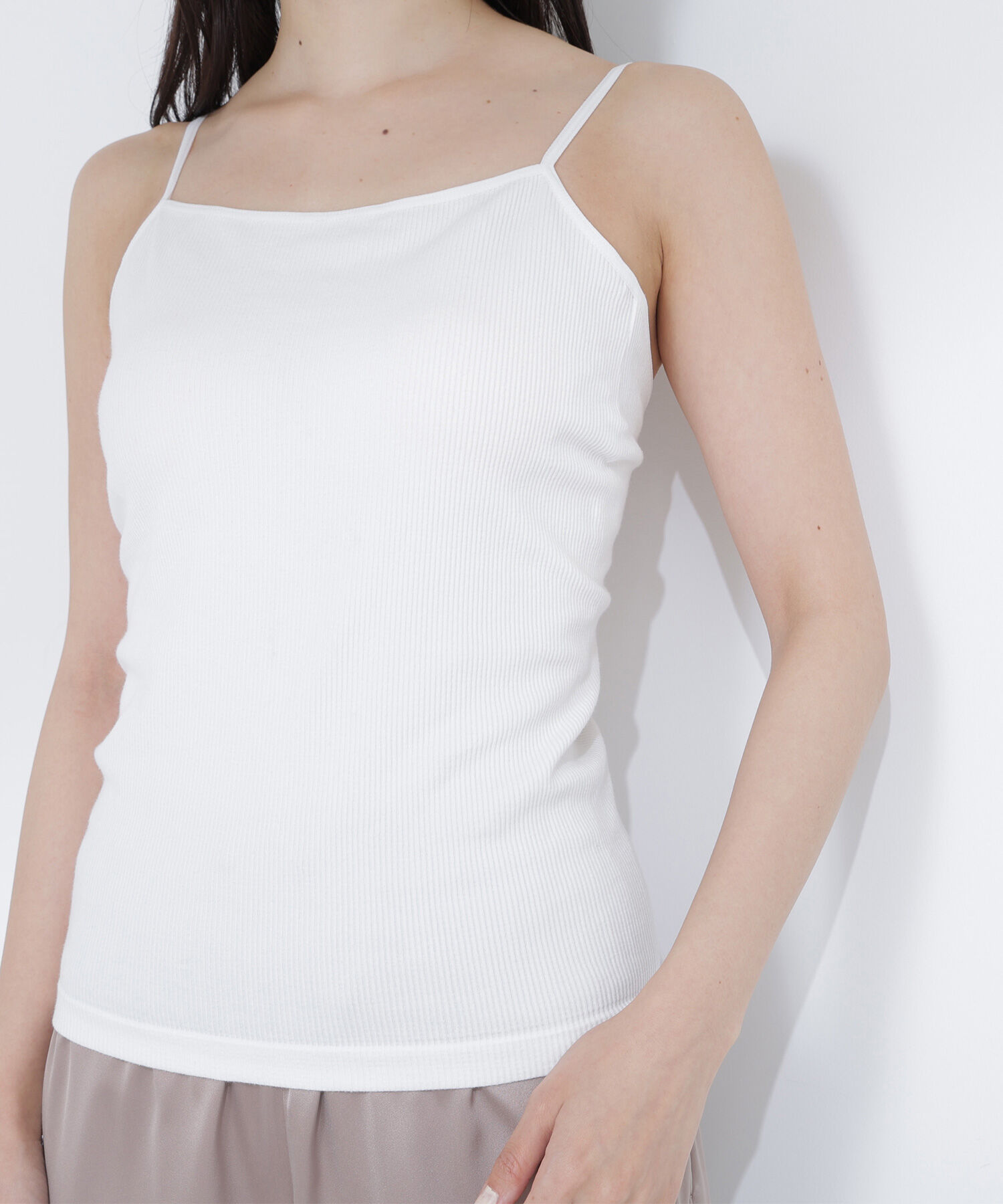  「カップ付インナーシリーズ バックシャンキャミソール」|Tシャツ・カットソー|