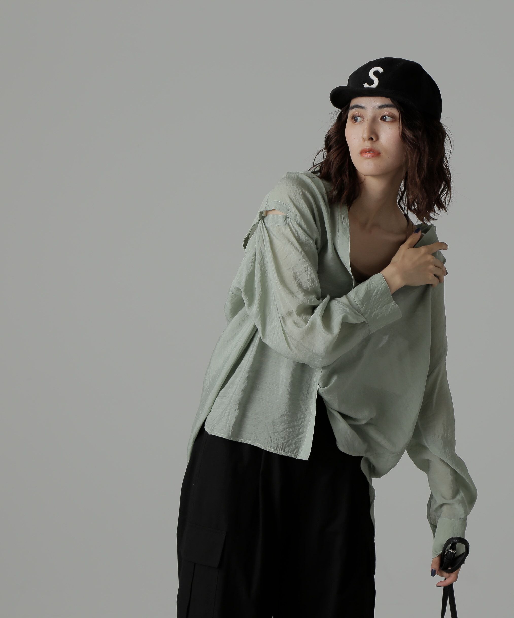  「肩スリットシアービッグシャツ」|シャツ・ブラウス|