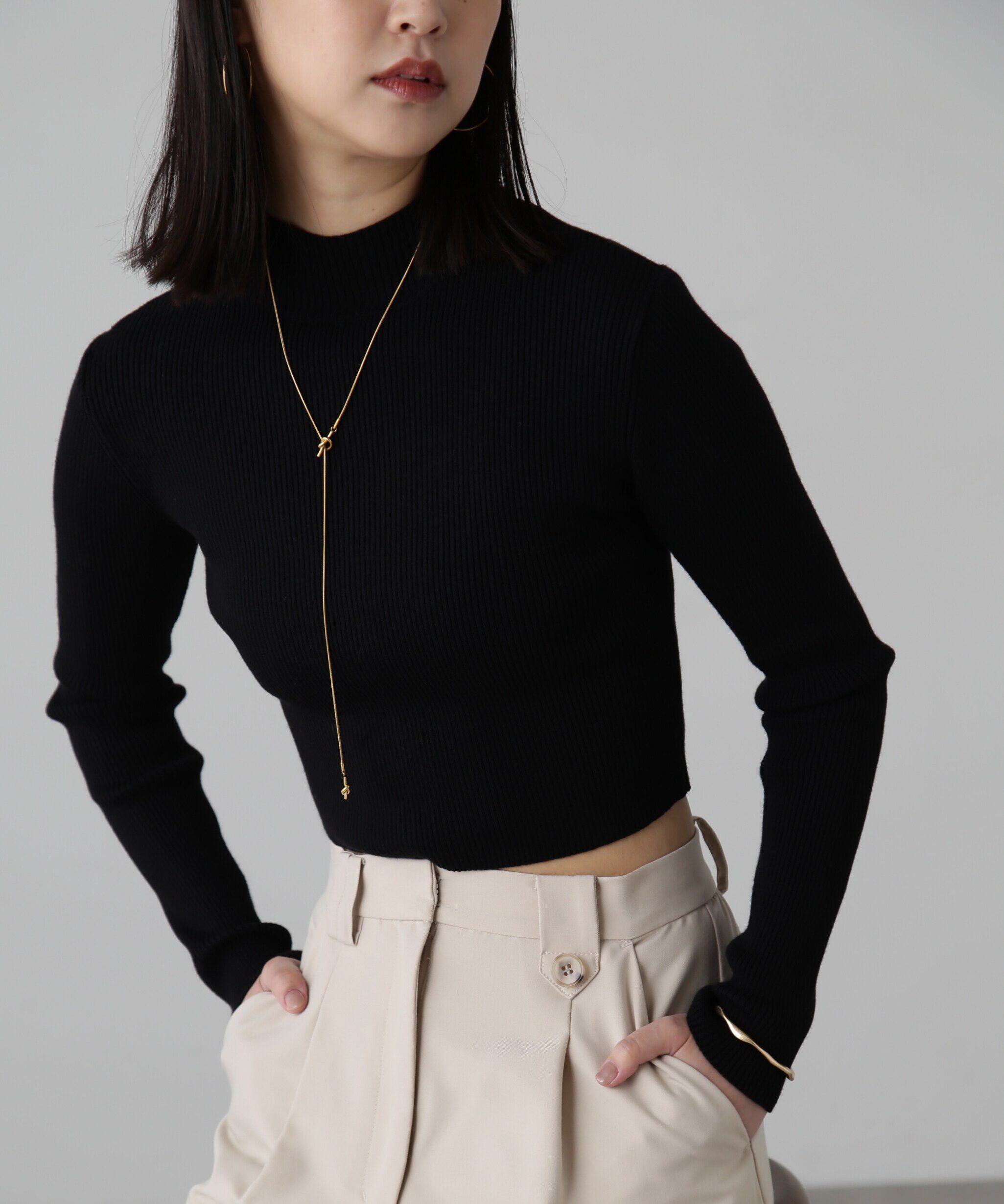  「ハイネックショート丈リブニット」|ニット・セーター|