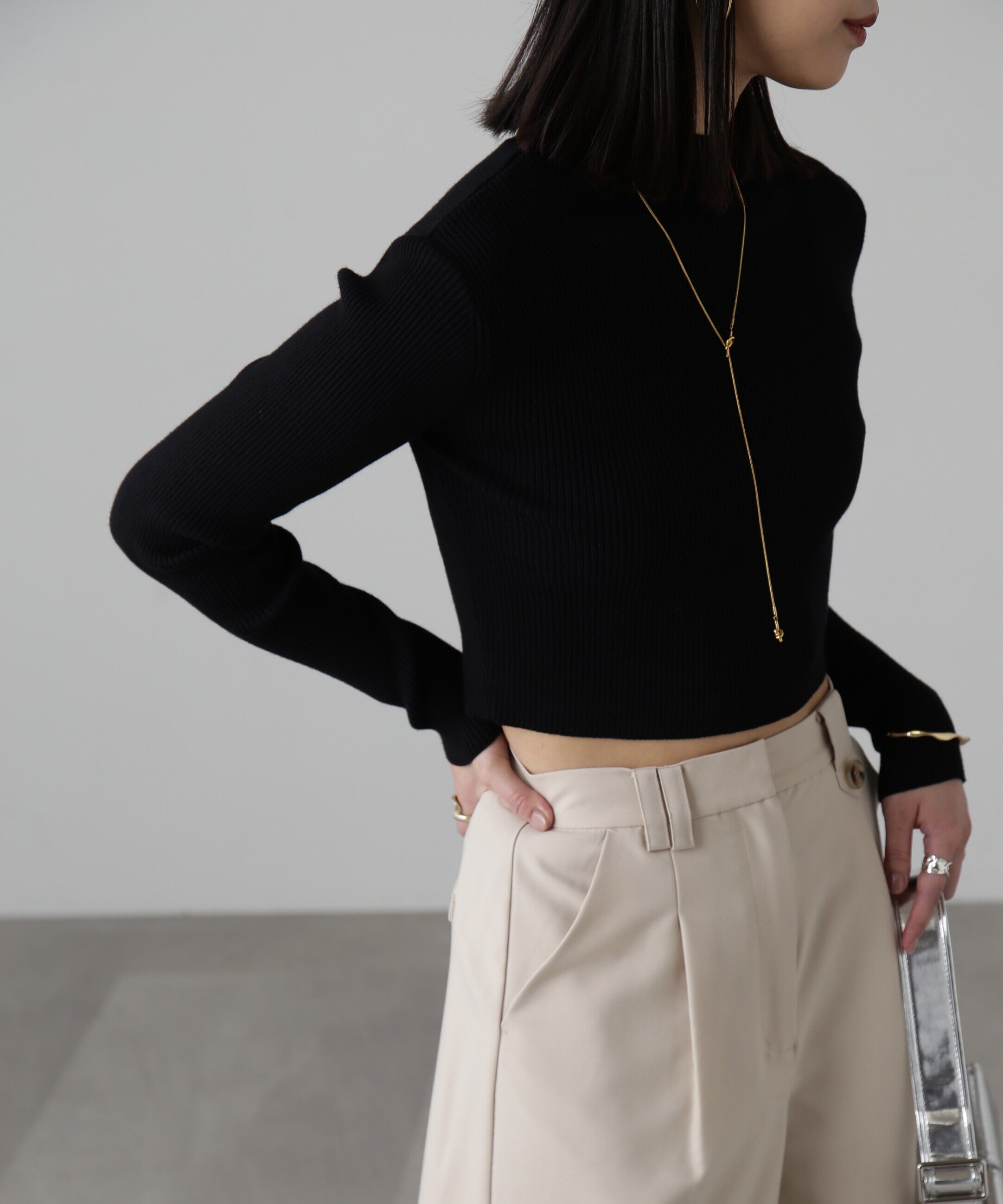  「ハイネックショート丈リブニット」|ニット・セーター|