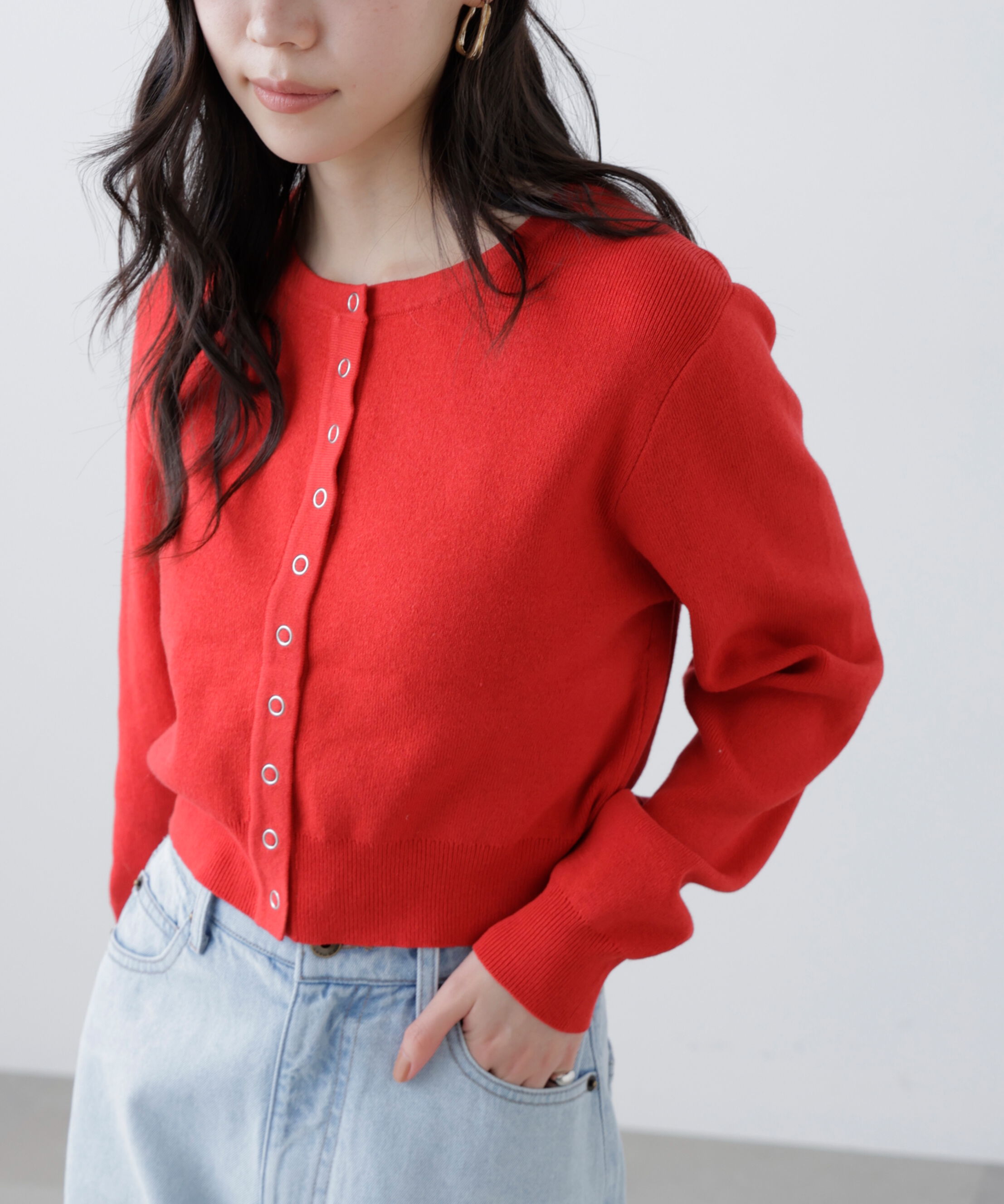  「リングドットボタンクルーネックニットカーディガン」|ニット・セーター|