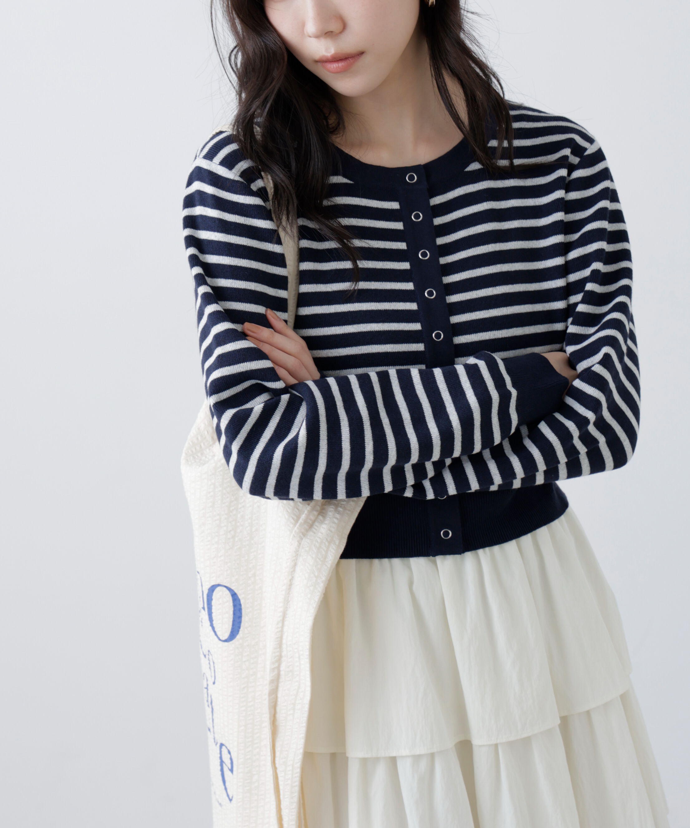  「リングドットボタンクルーネックニットカーディガン」|ニット・セーター|
