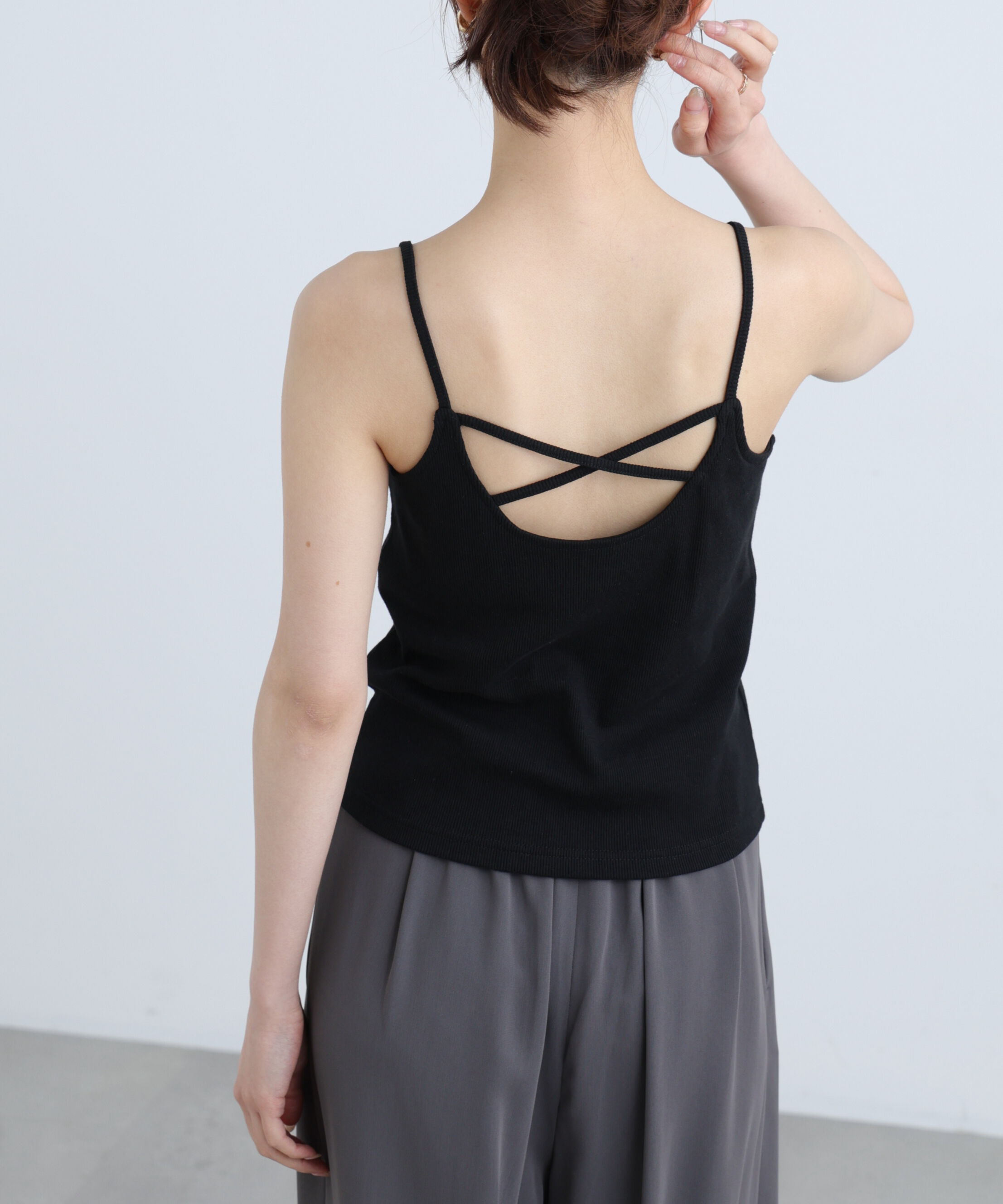  「バッククロスカップ付きキャミソール」|Tシャツ・カットソー|