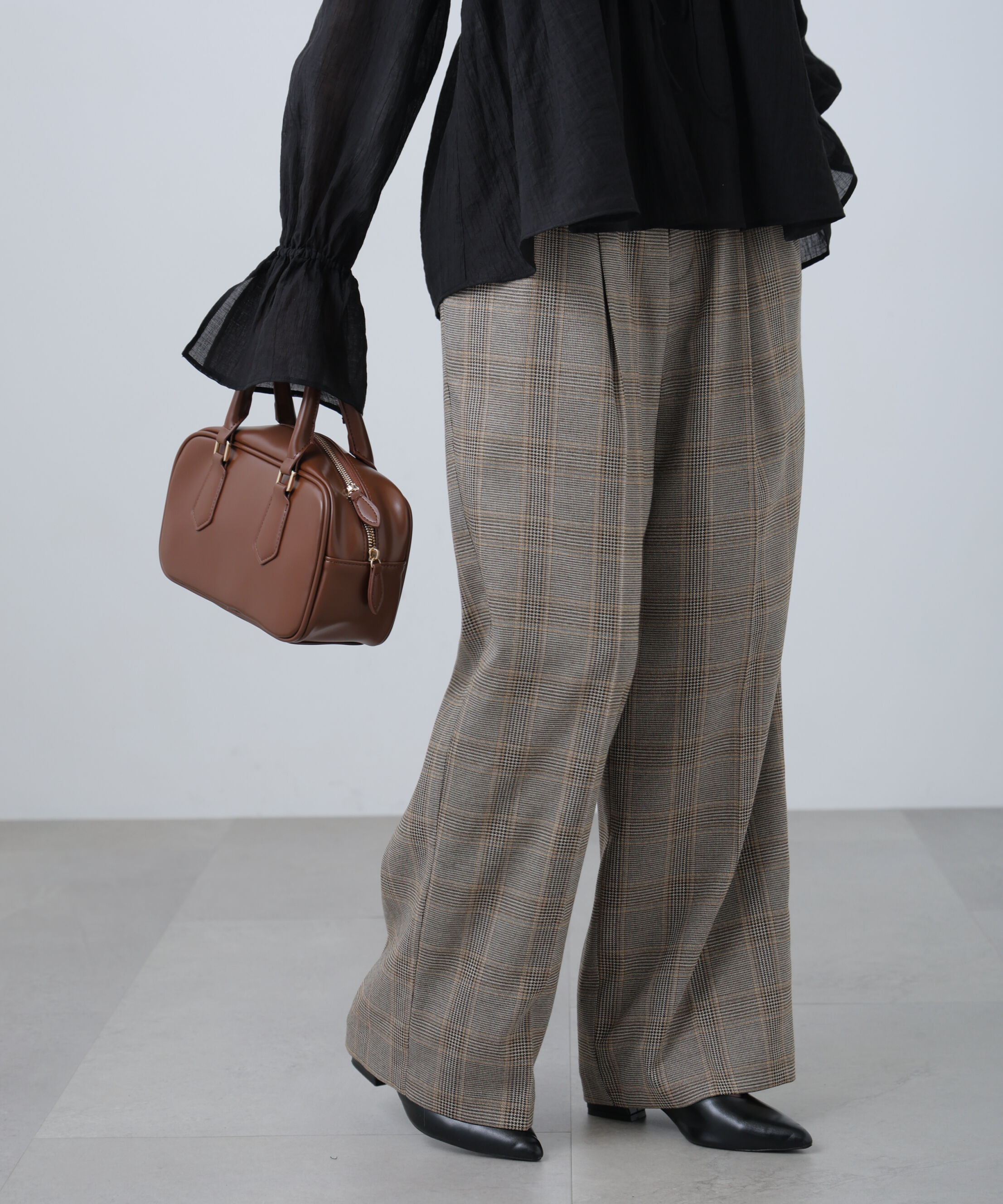  「麻調合繊タックワイドパンツ」|その他|