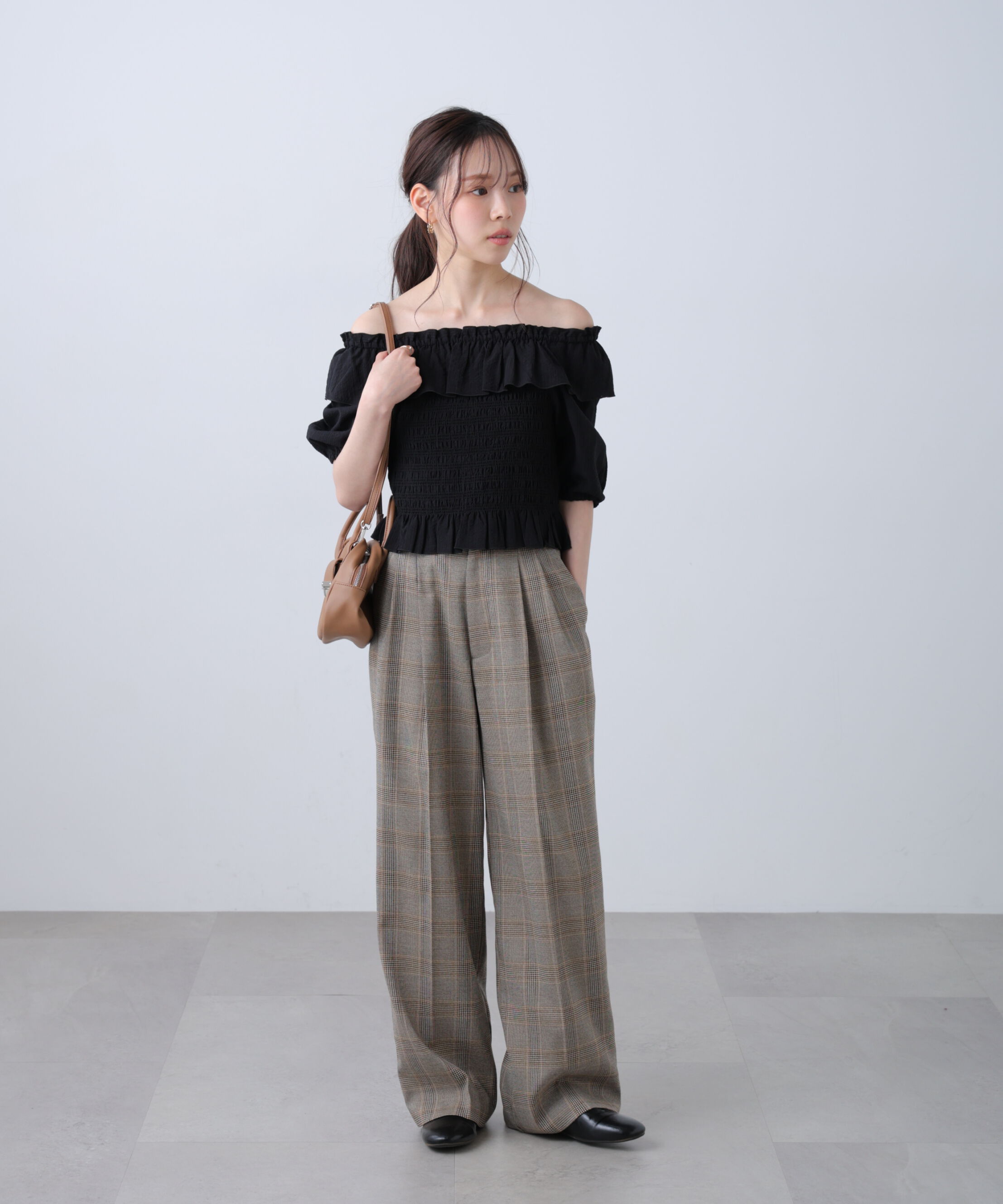  「麻調合繊タックワイドパンツ」|その他|