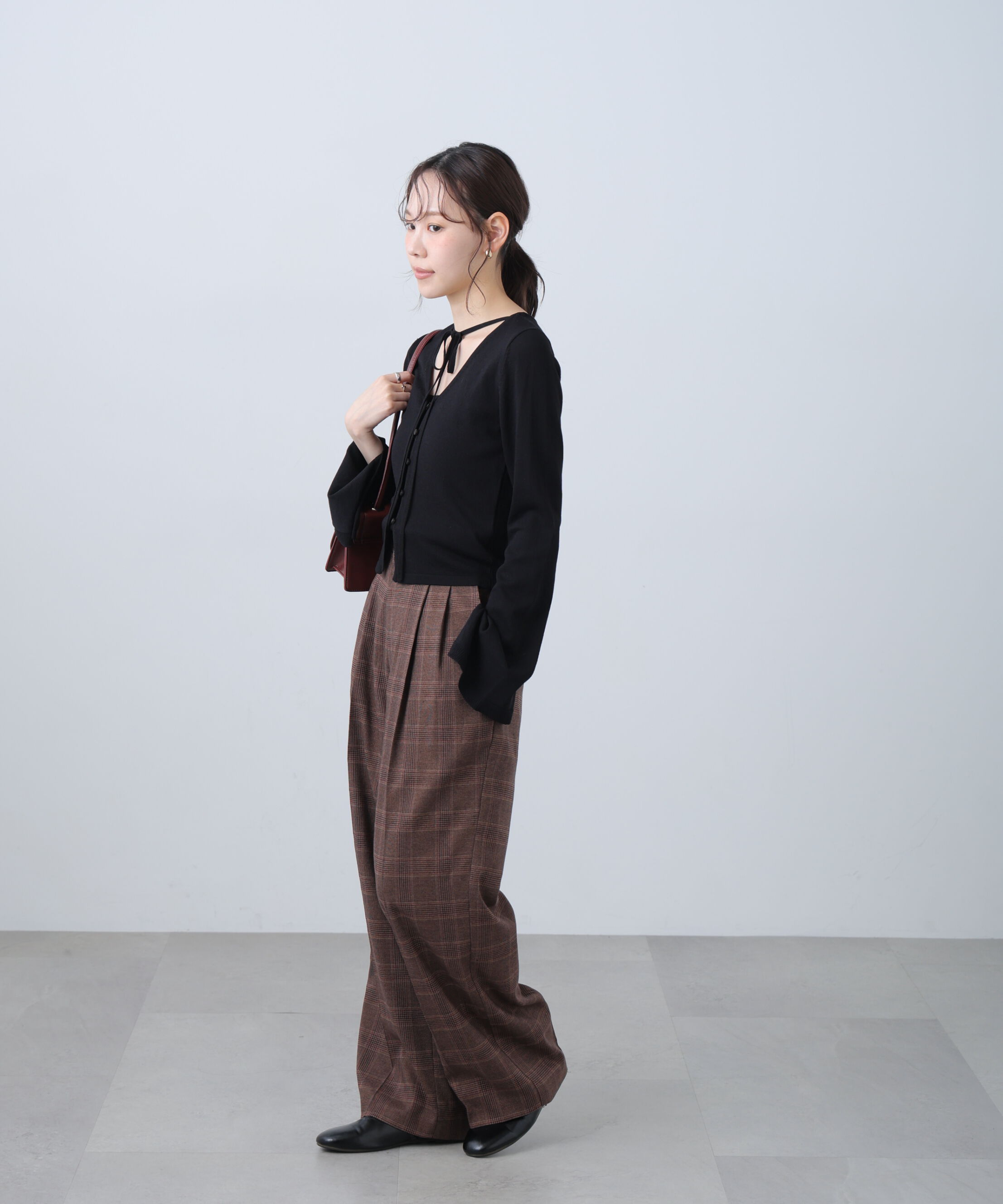  「麻調合繊タックワイドパンツ」|その他|