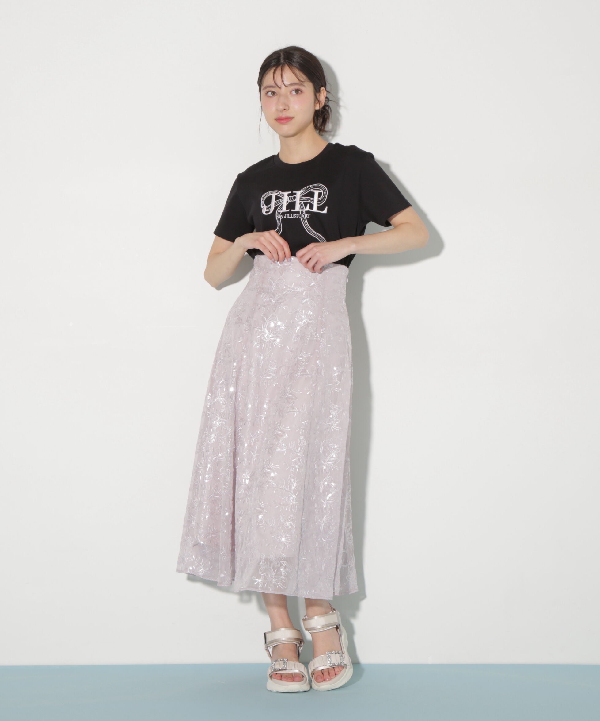  「ビッグリボンロゴ刺繍Tシャツ」|Tシャツ・カットソー|