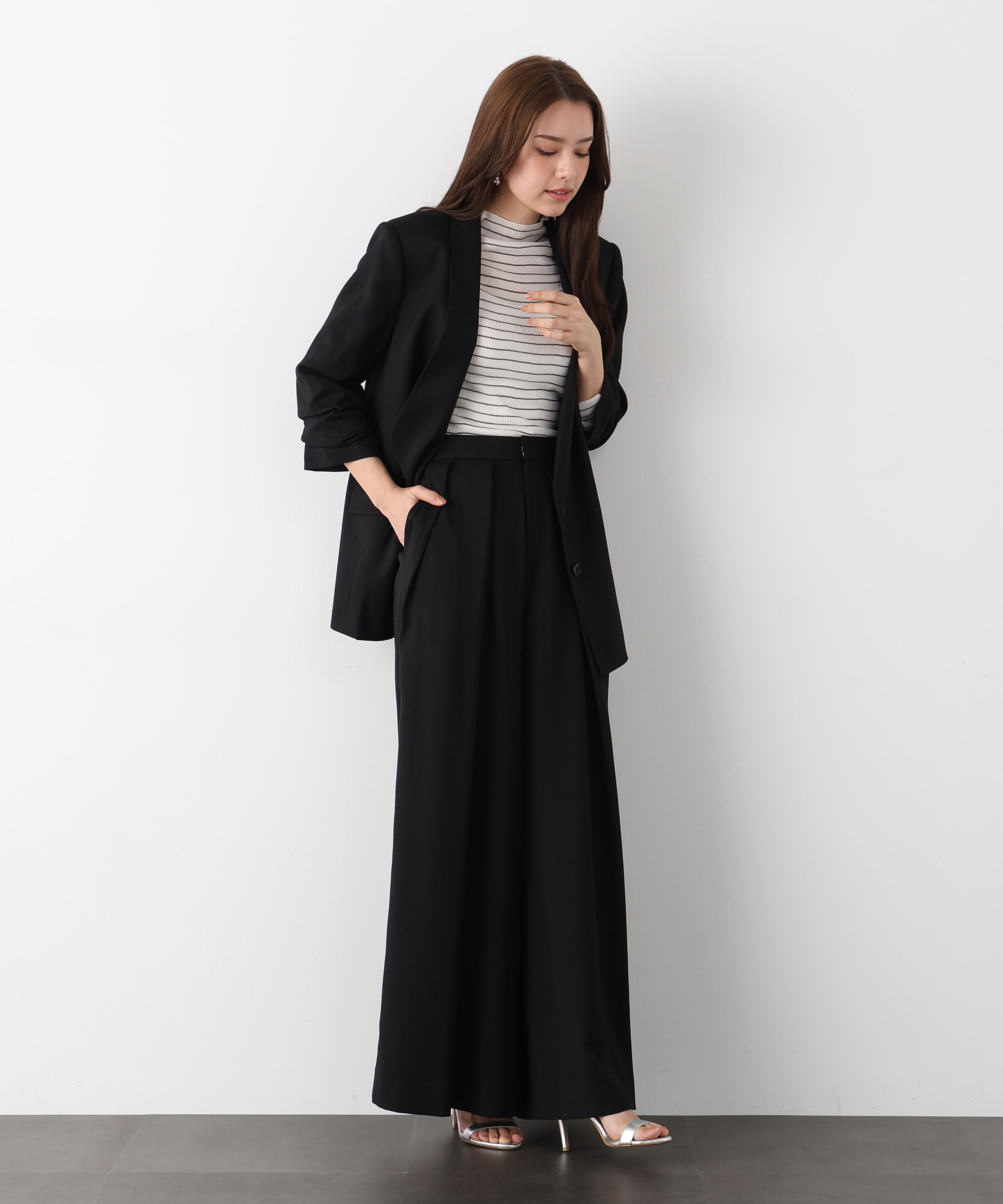  「タックプリーツフレアパンツ」|その他|