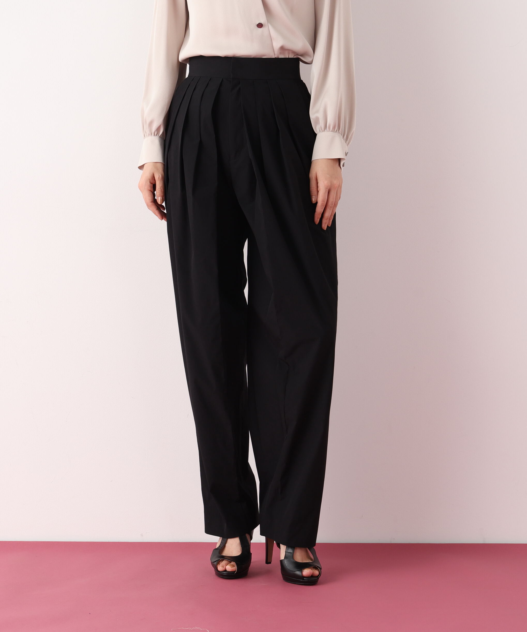  「タックボリュームパンツ」|その他|