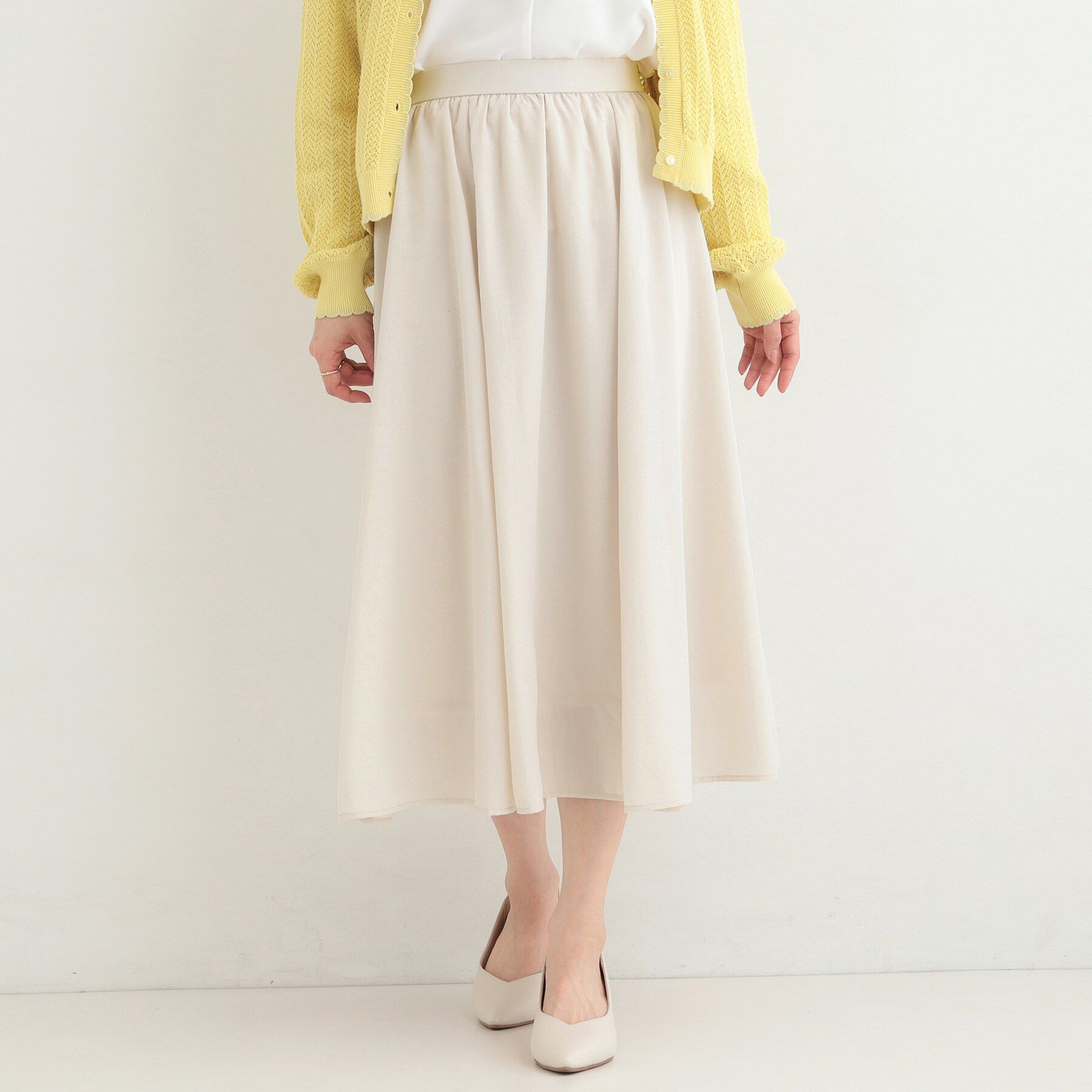SHOO･LA･RUE「ふんわりと女性らしさ溢れる ギャザーフレアスカート」|スカート|ライトベージュ(05