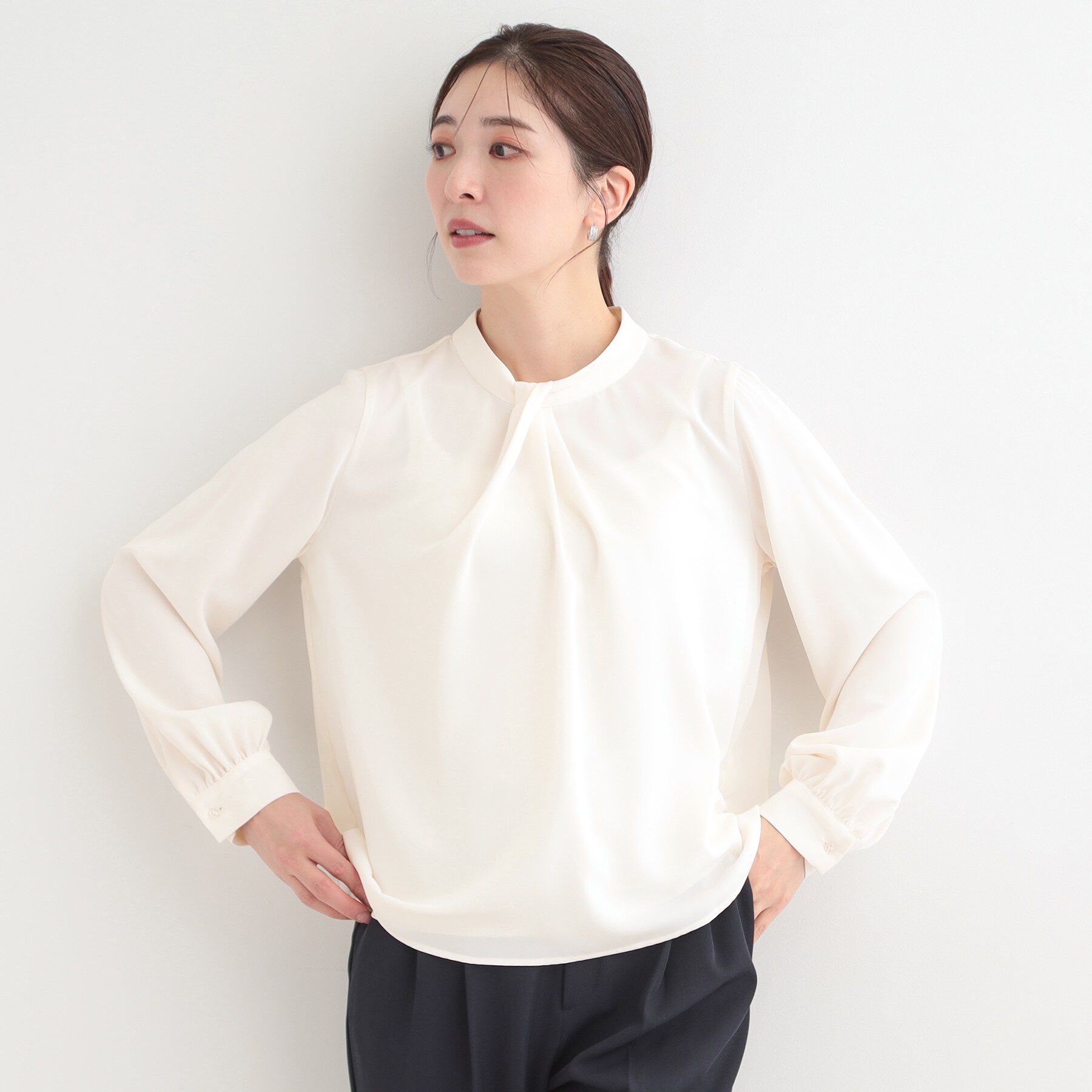 SHOO･LA･RUE「【洗濯機可/吸水速乾】多機能 ボウタイ風デザインブラウス」|シャツ・ブラウス|