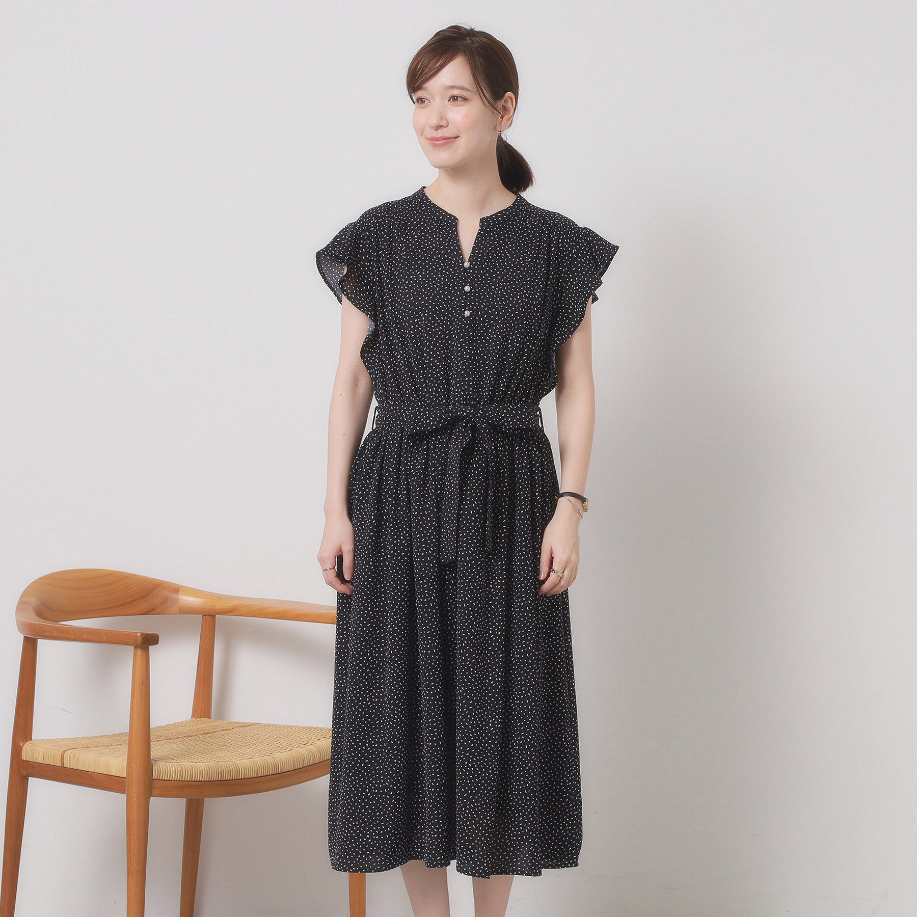 ITS&rsquo;DEMO「【手洗い可】フリル袖ブラウジングワンピース」|ワンピース|