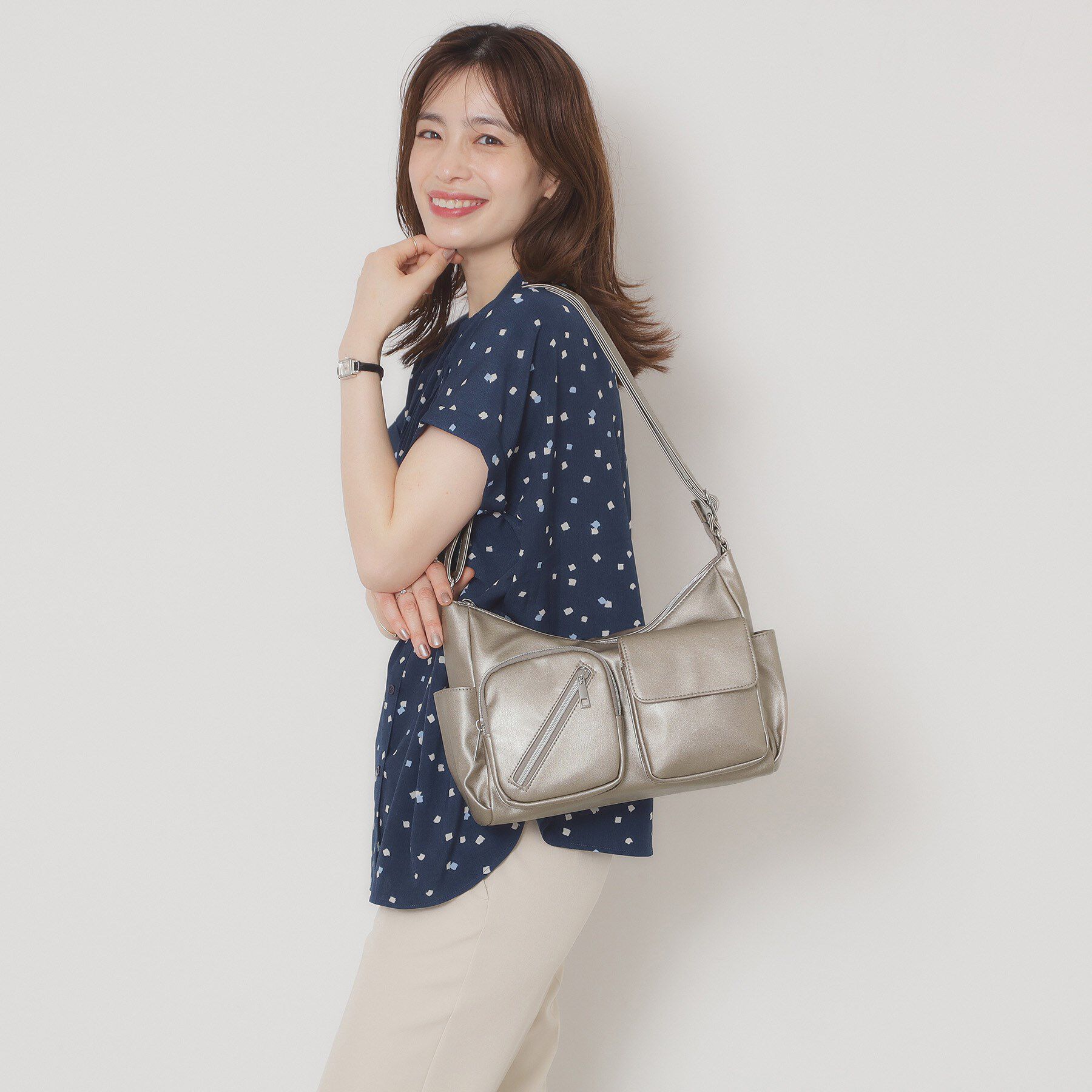 ITS&rsquo;DEMO「【8ポケット】アウトポケットショルダー」|ショルダー・メッセンジャー|